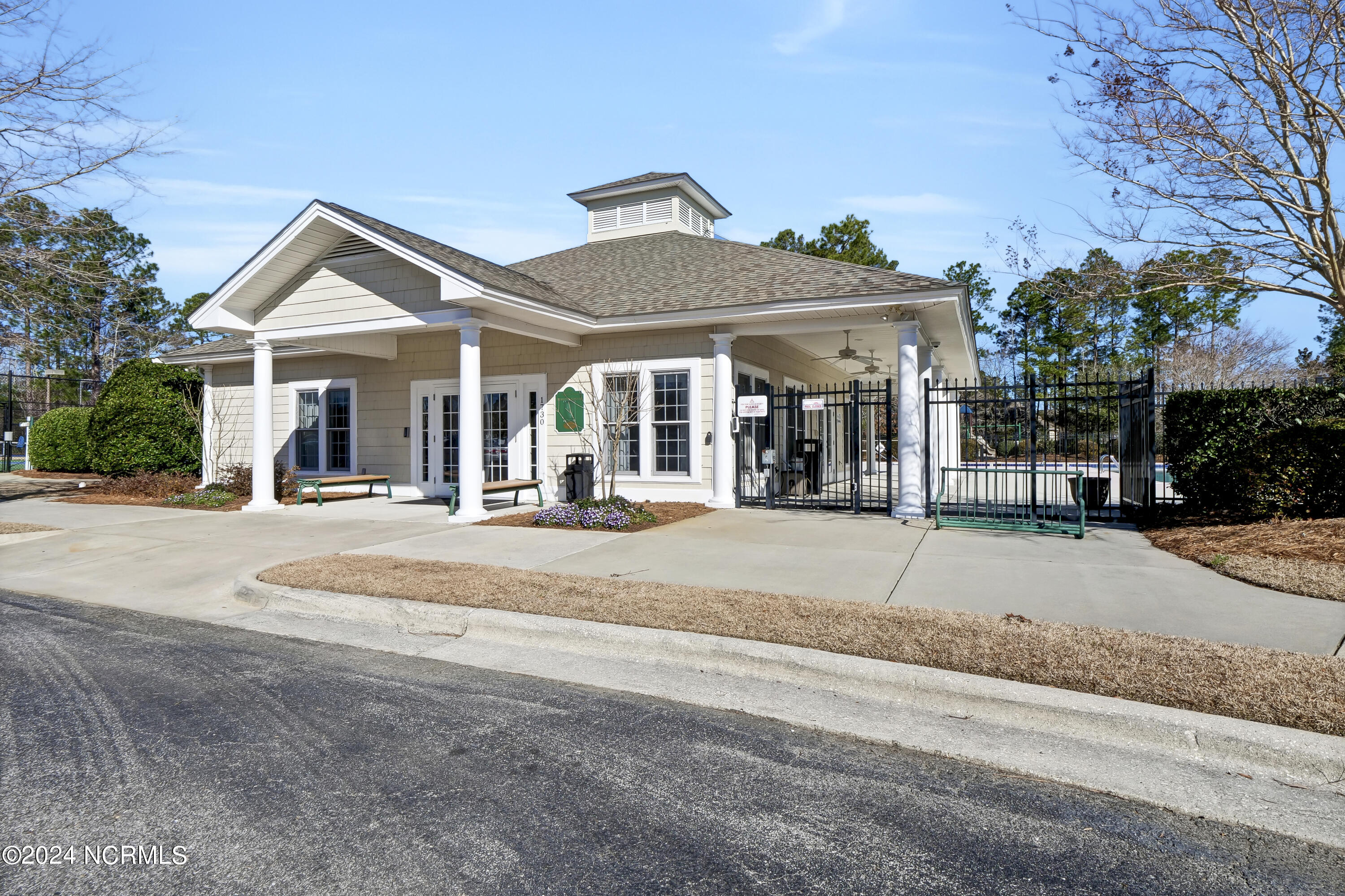 1101 Greensview Circle
