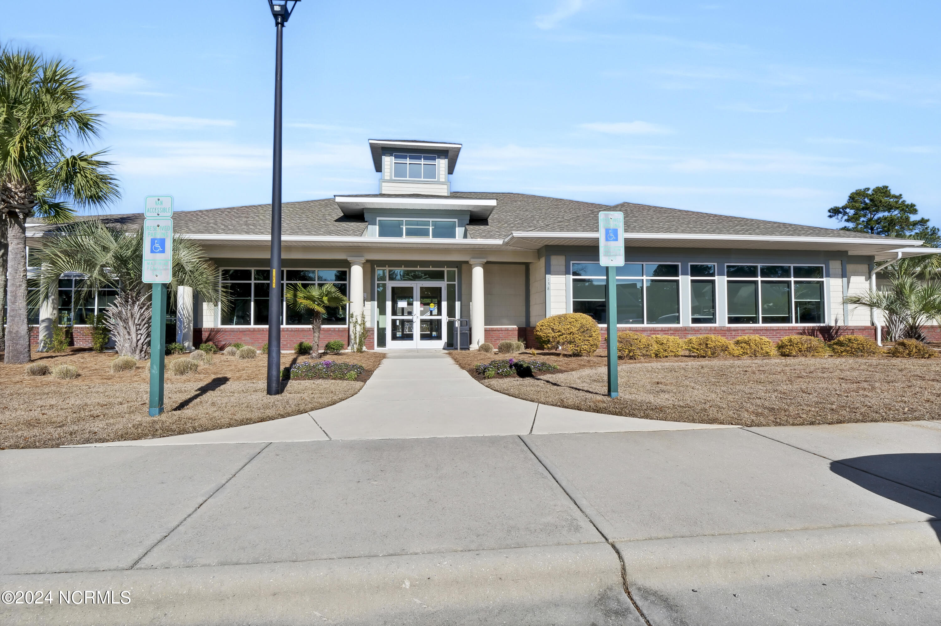 1101 Greensview Circle