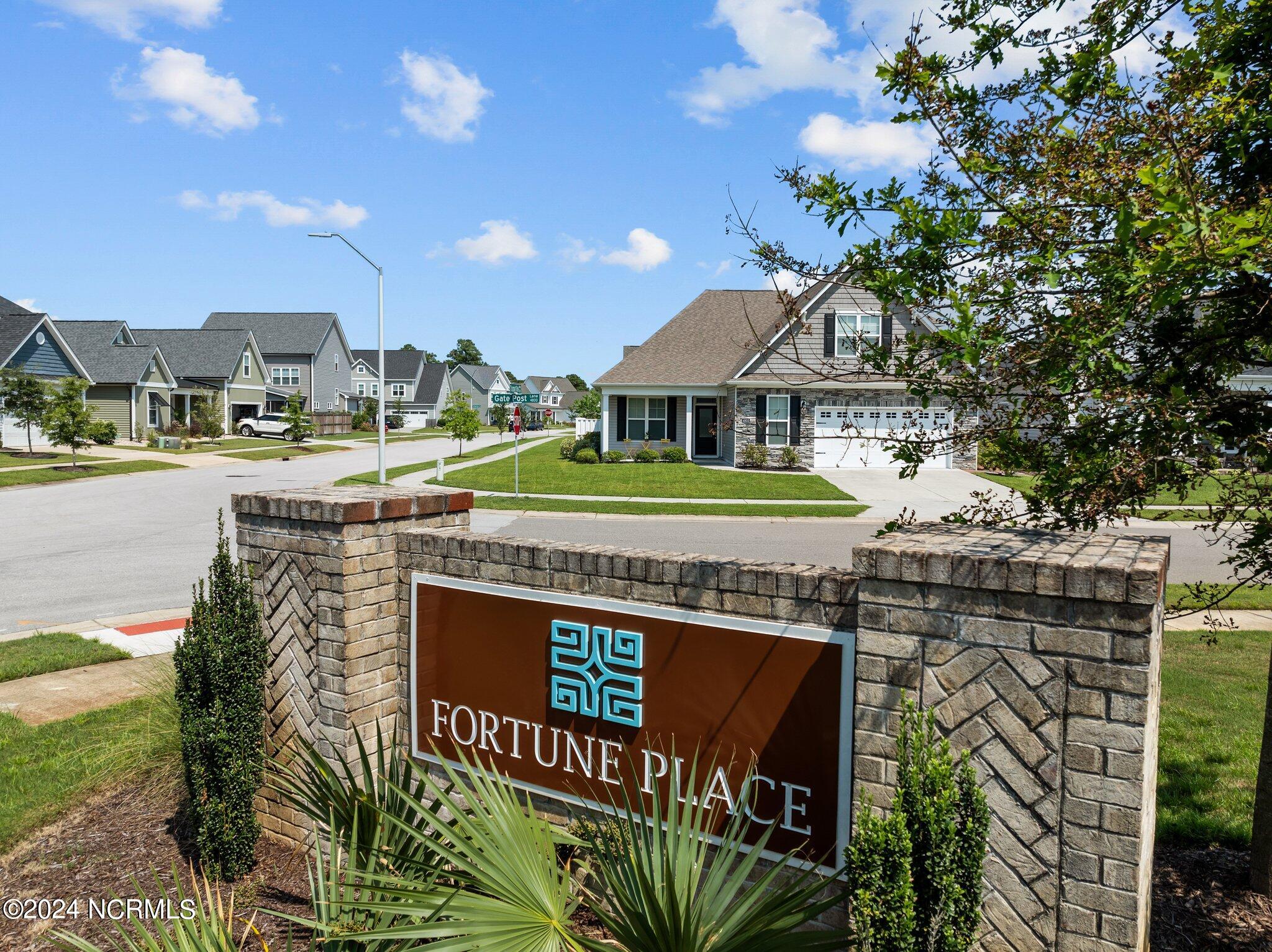 4822 Gate Post Lane