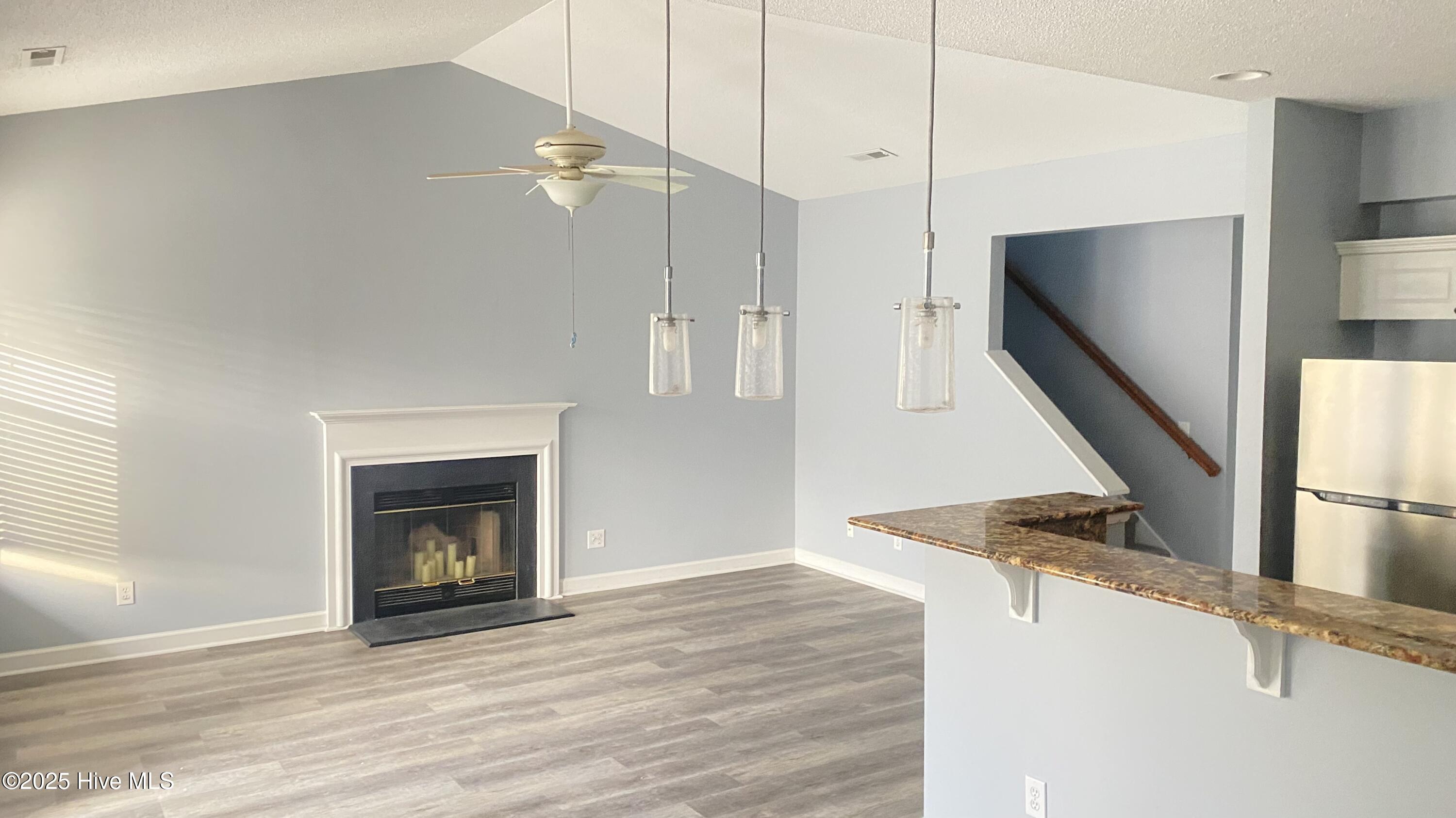 321 S Kerr Avenue 152