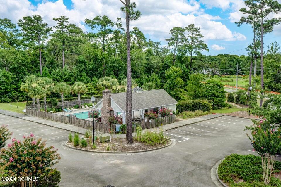 215 Valencia Court Unit 306