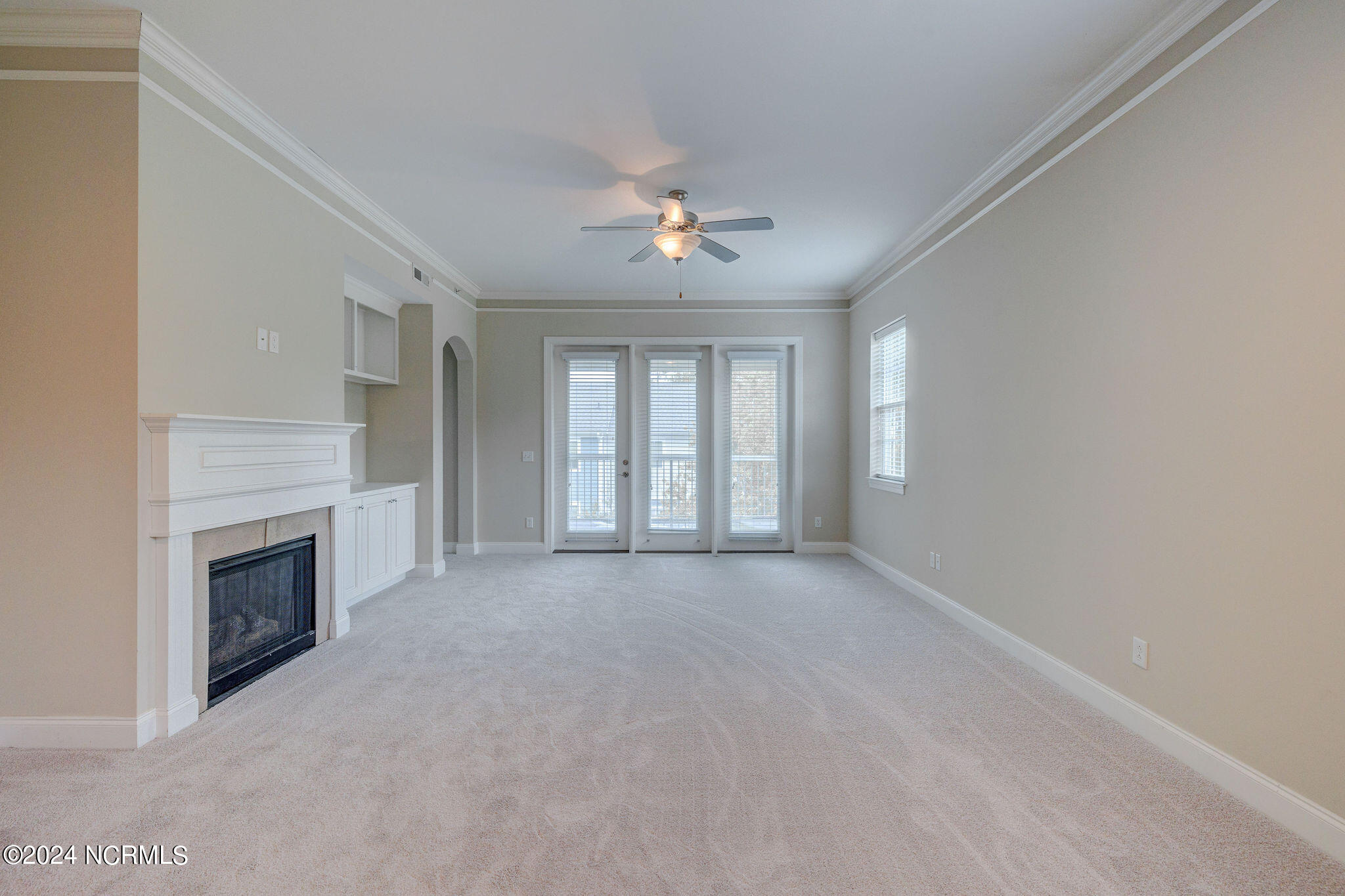 215 Valencia Court Unit 306