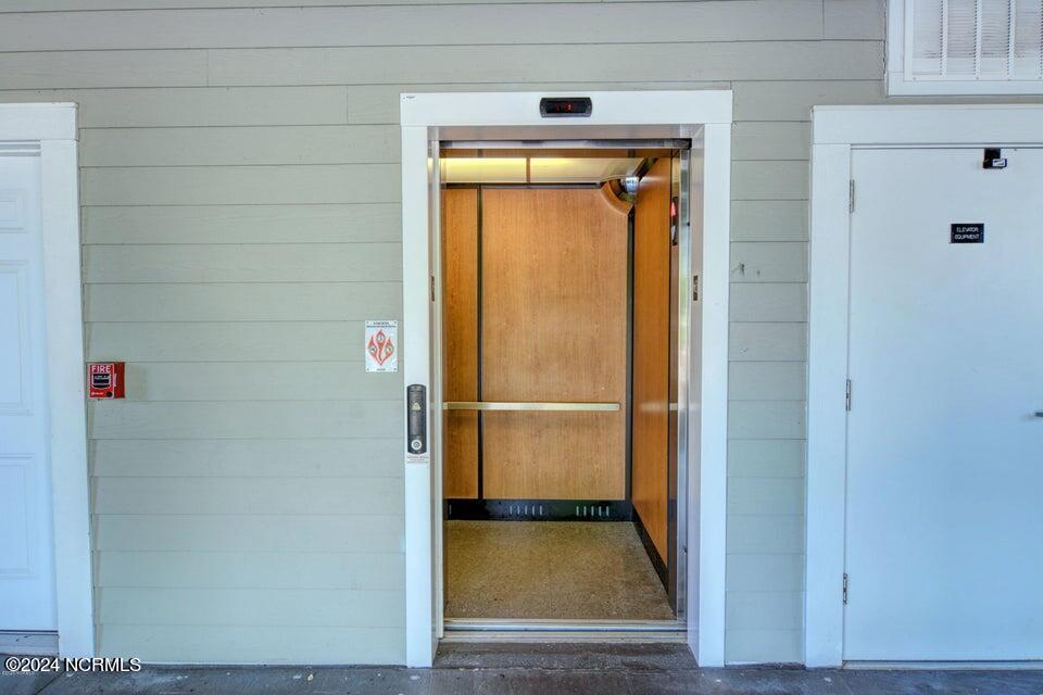 215 Valencia Court Unit 306