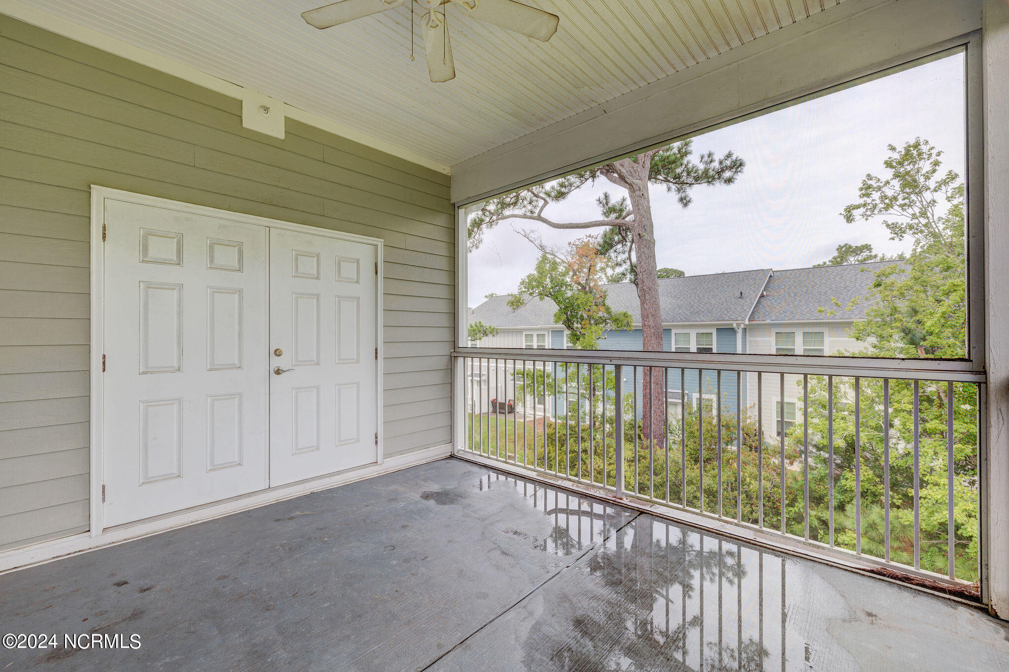 215 Valencia Court Unit 306