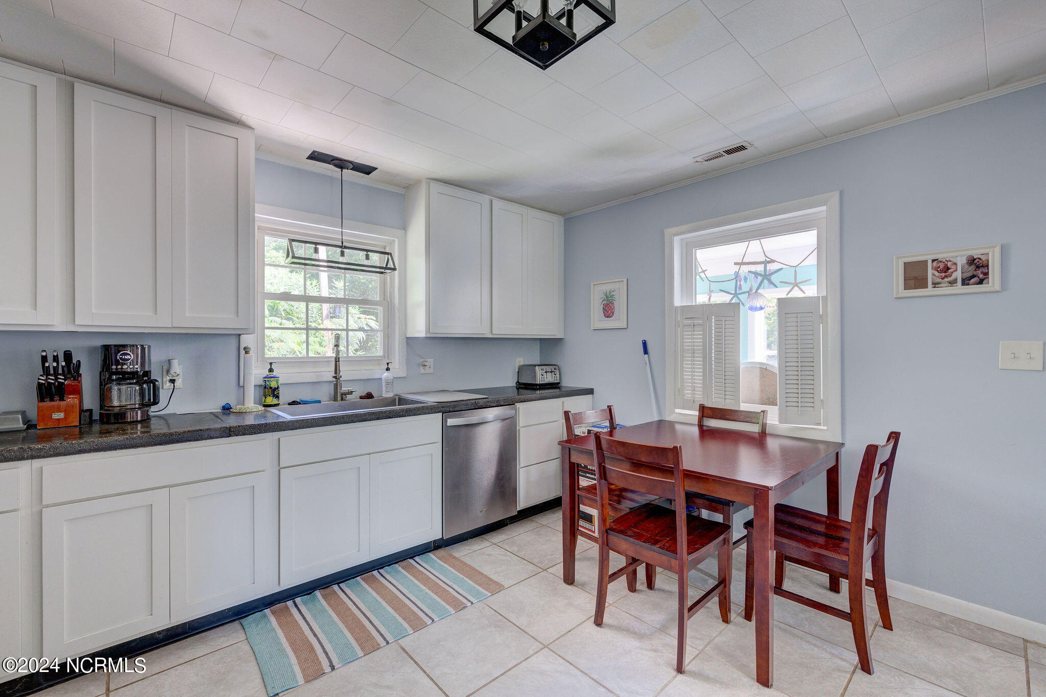 125 Rutledge Drive
