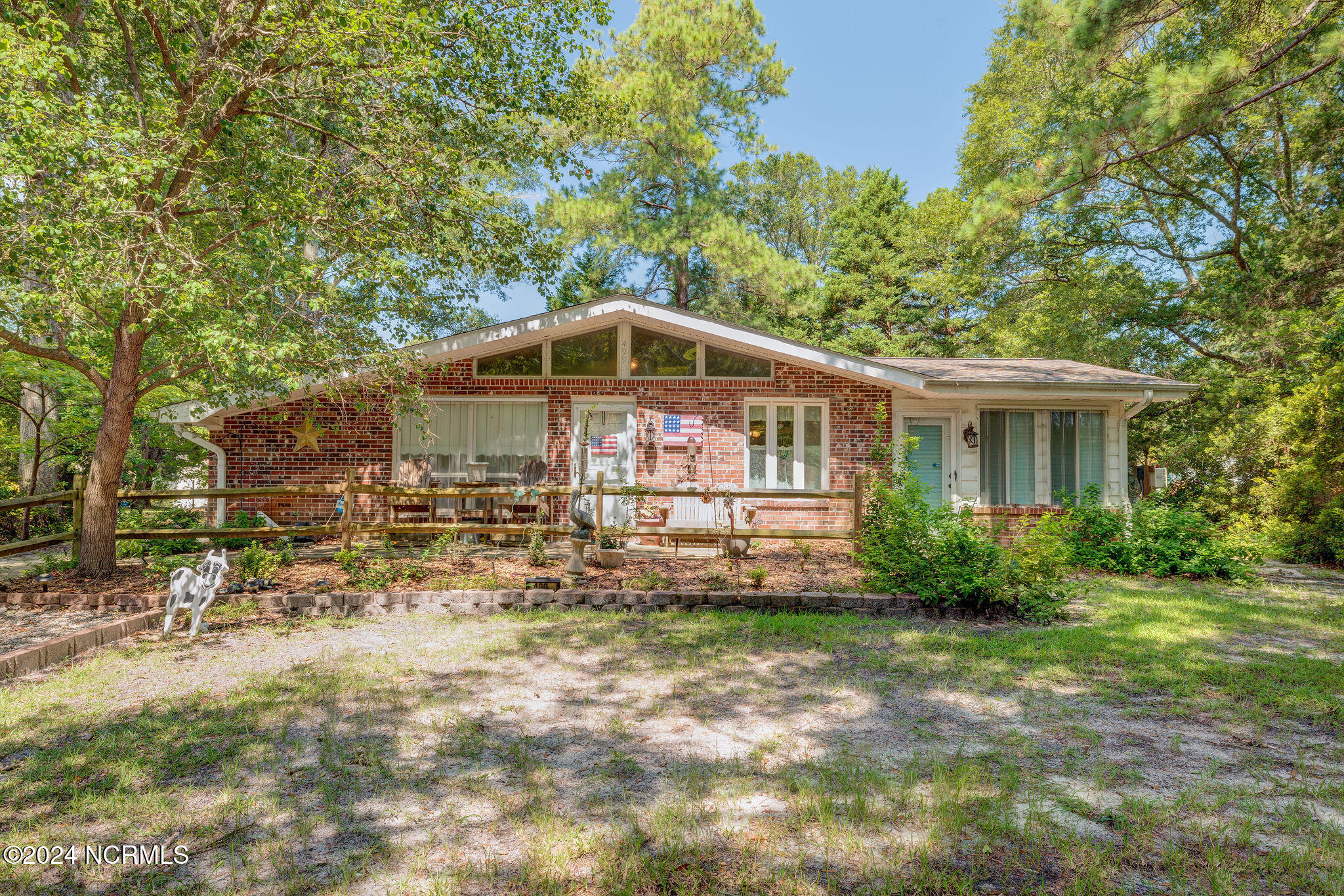 499 Acorn Court