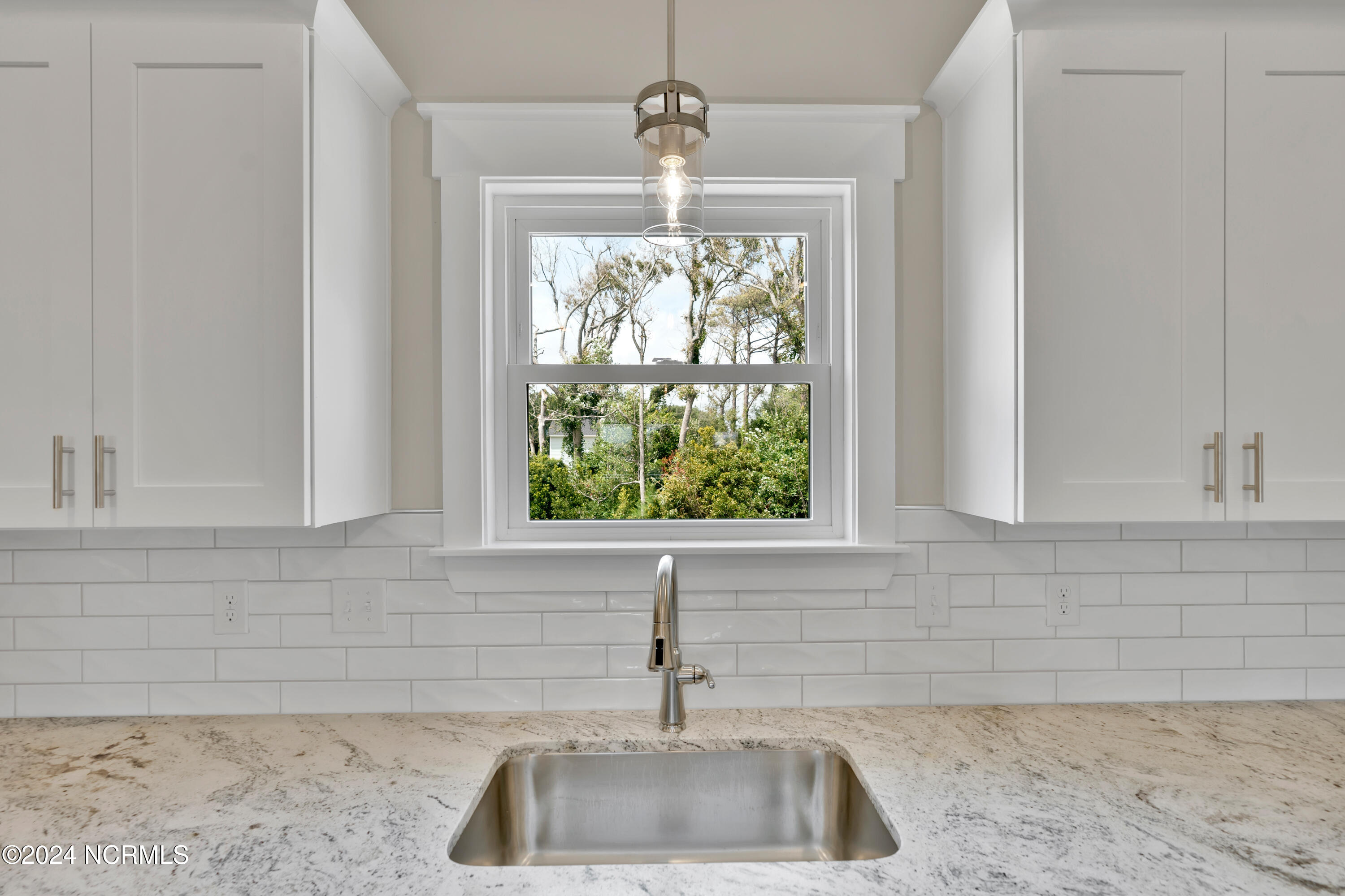 121 SE 19th Street