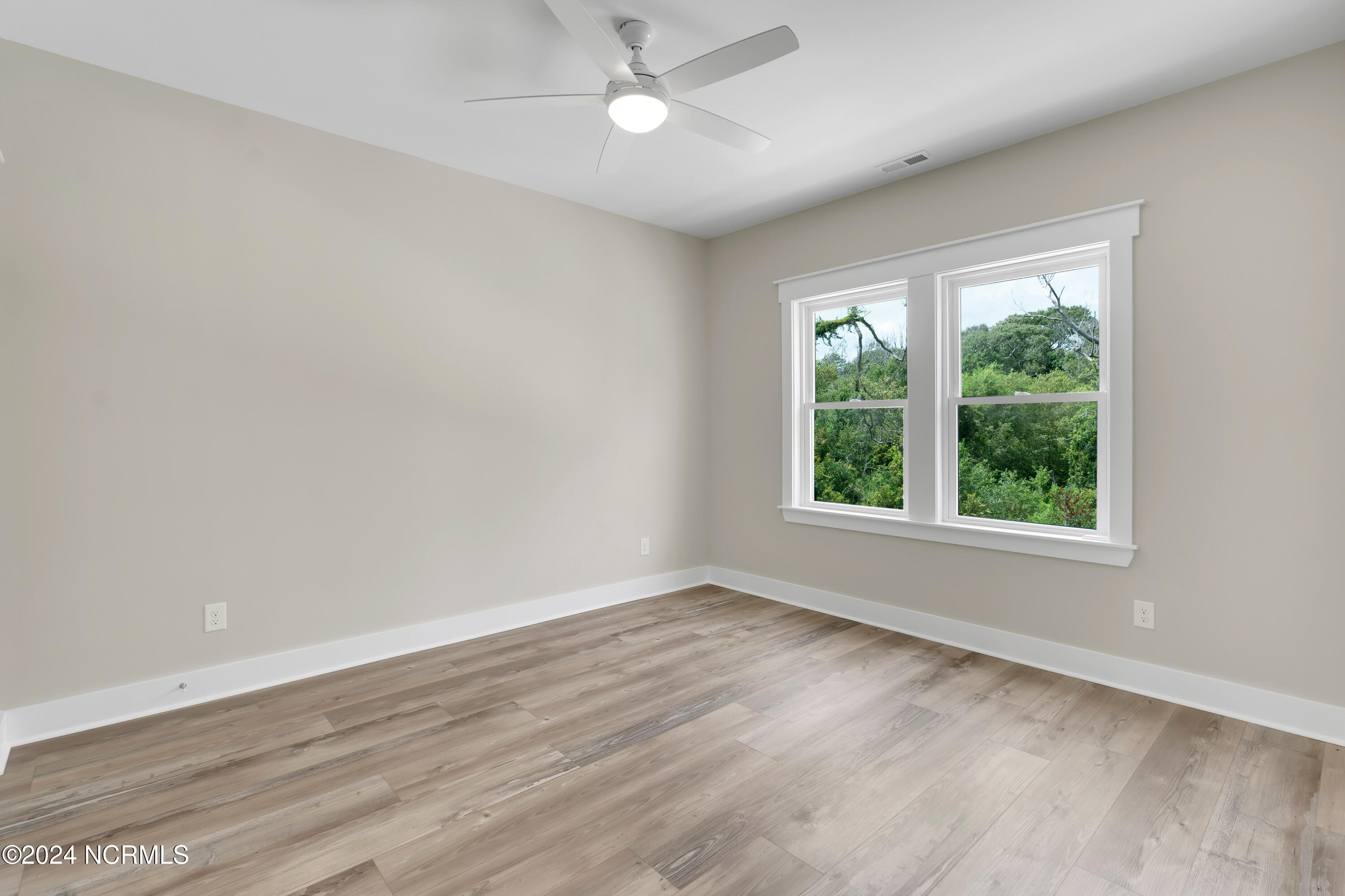 121 SE 19th Street