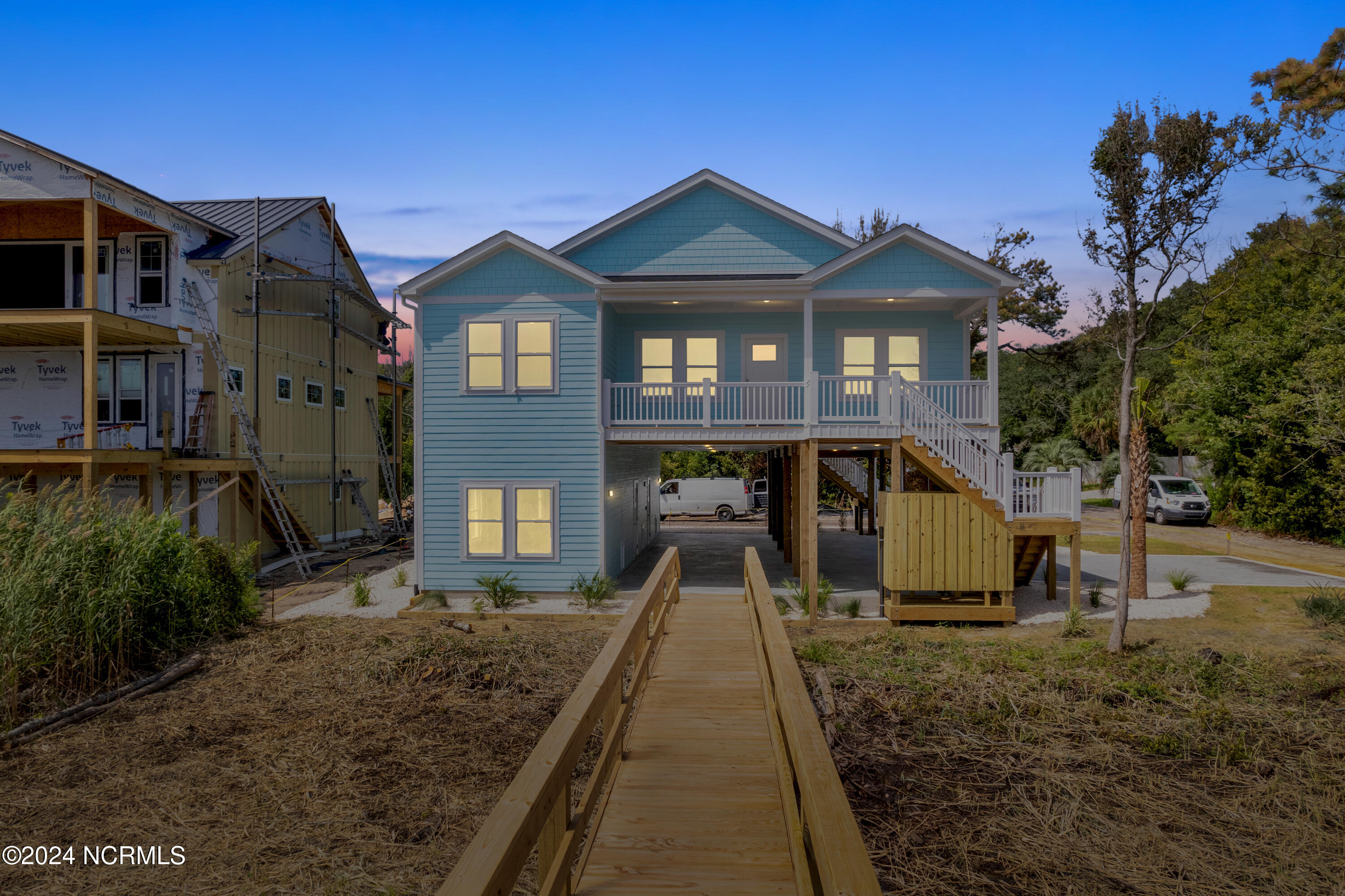 121 SE 19th Street