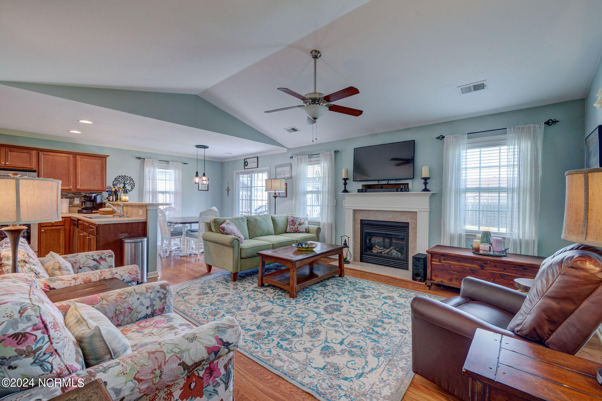 1600 Royal Pine Court