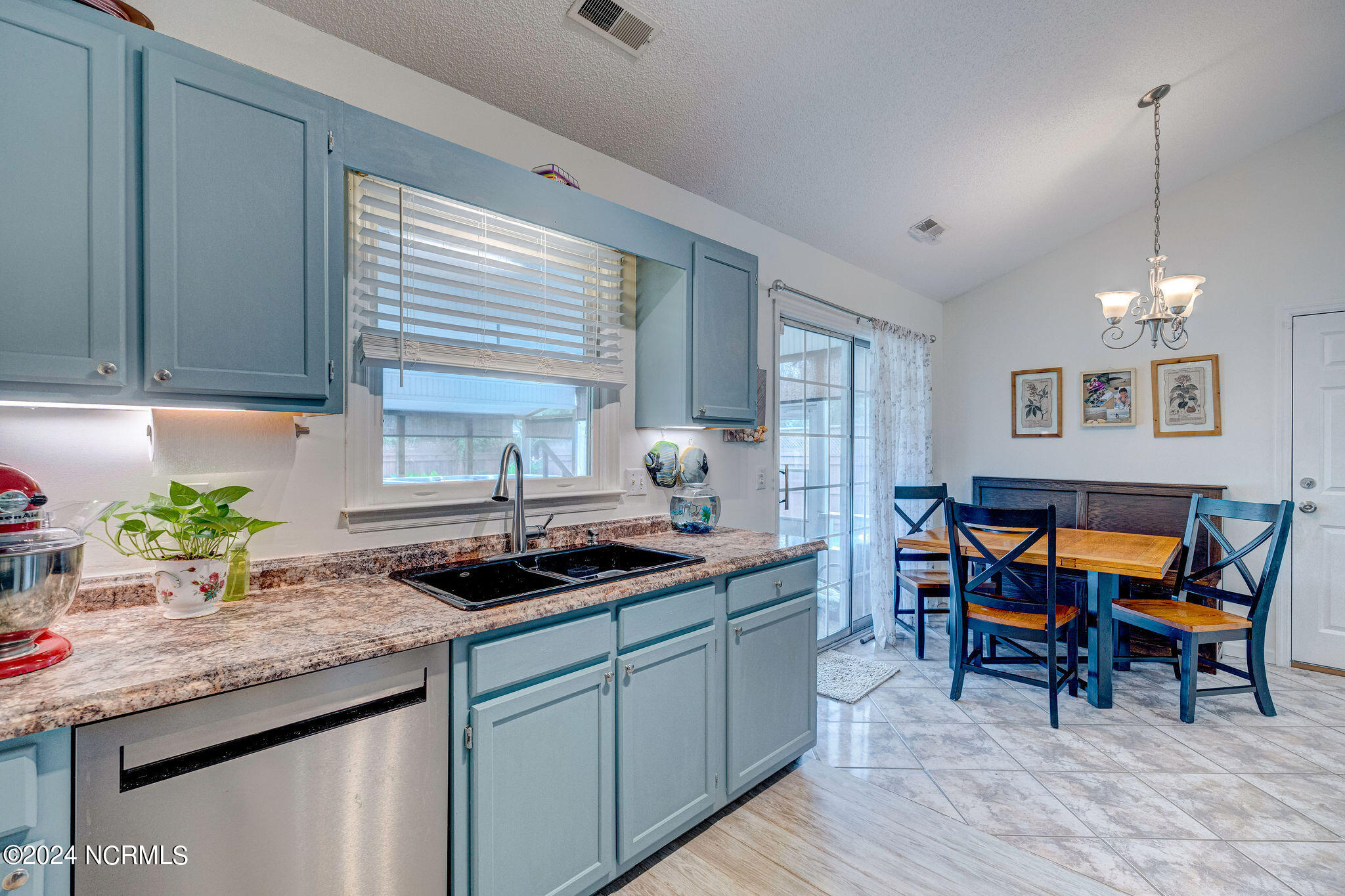 1508 Pointer Lane
