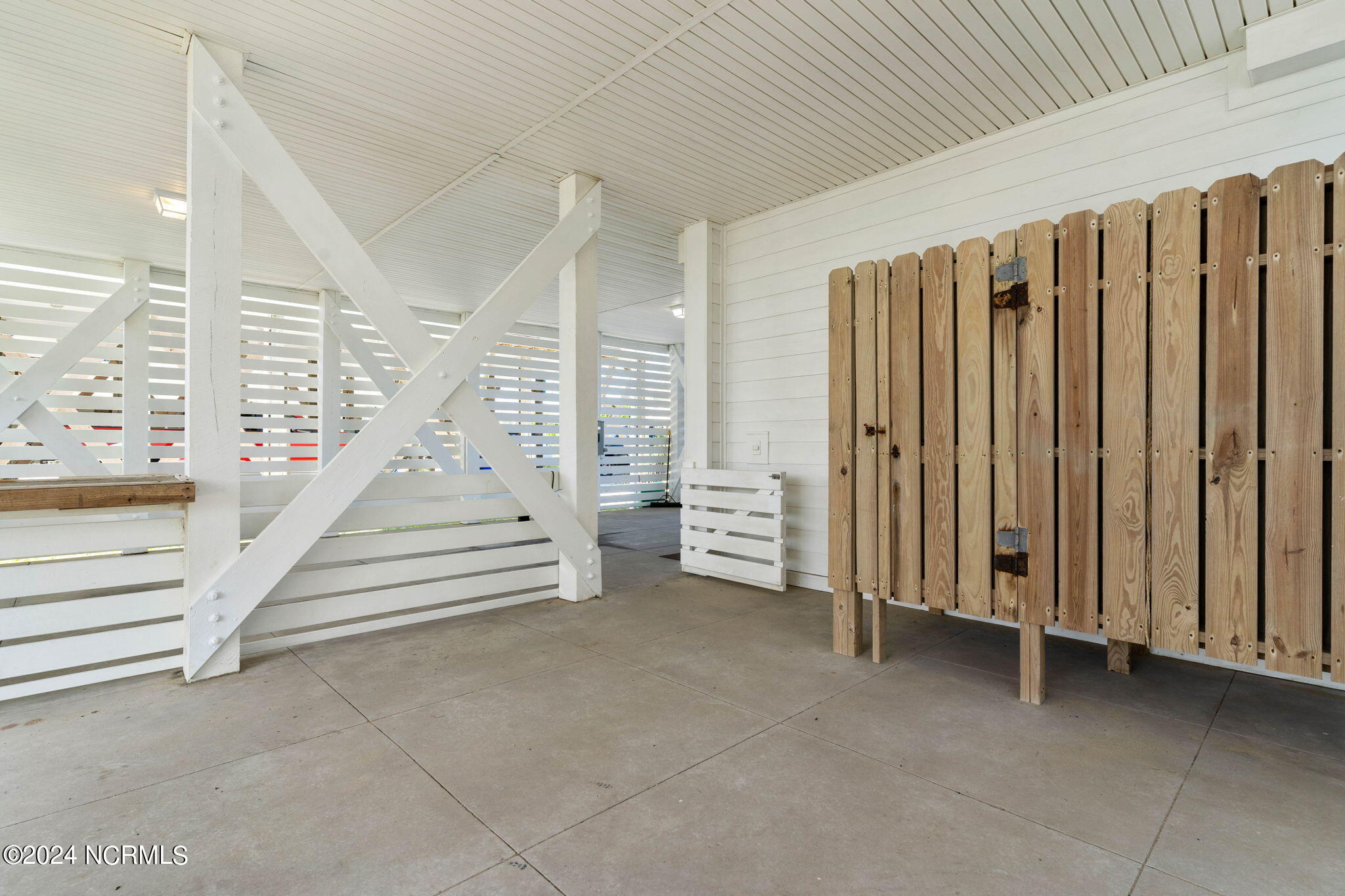 5401 W Beach Drive