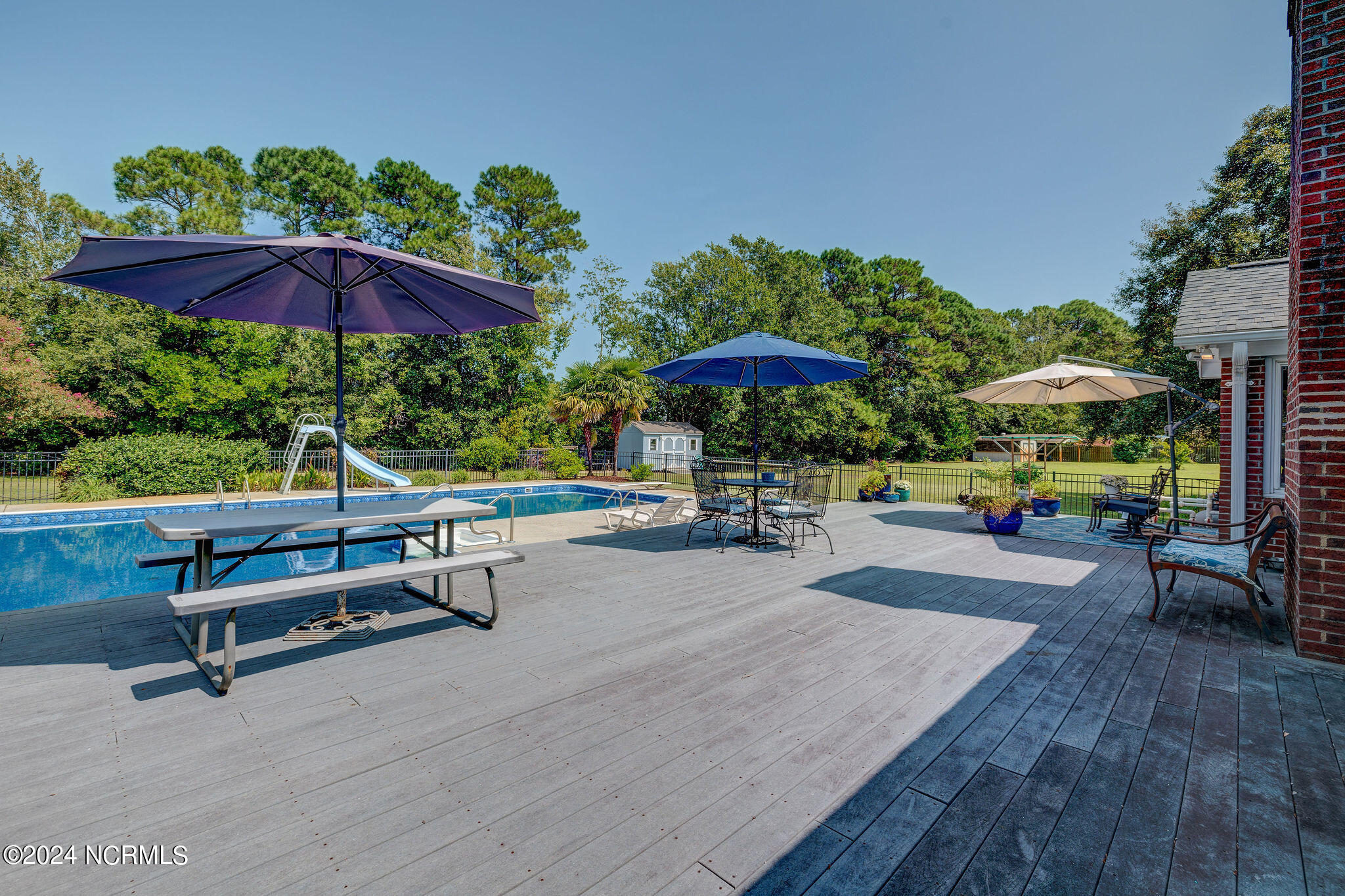 427 R L Honeycutt Drive