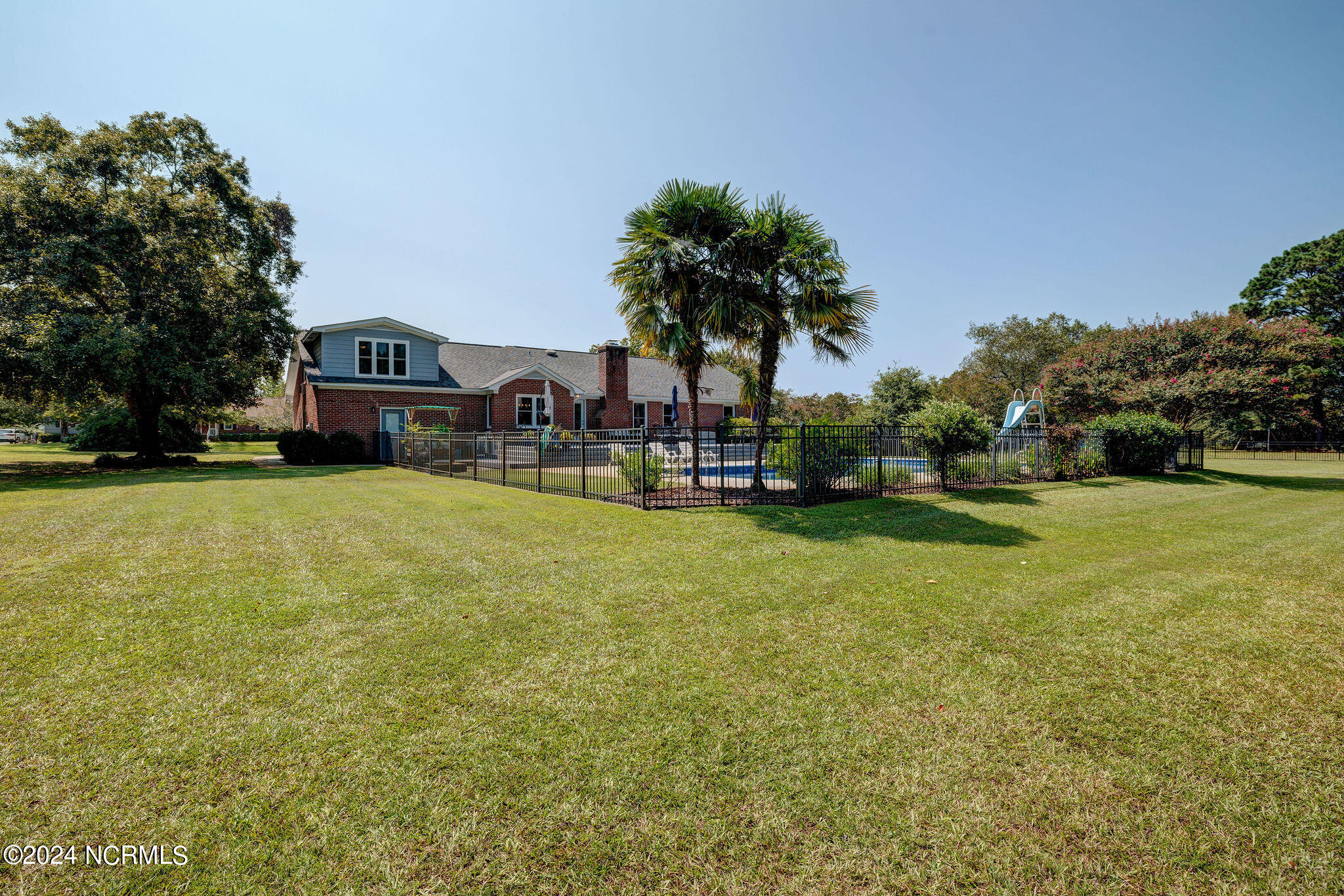 427 R L Honeycutt Drive
