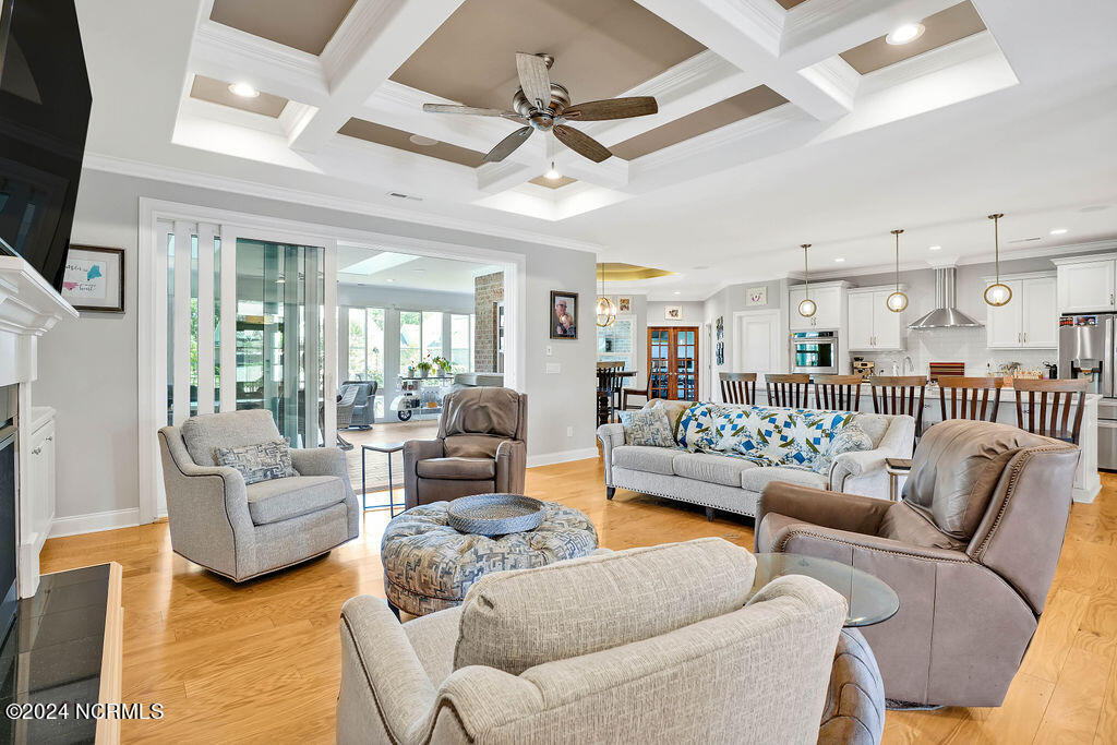 2113 Bostic Way