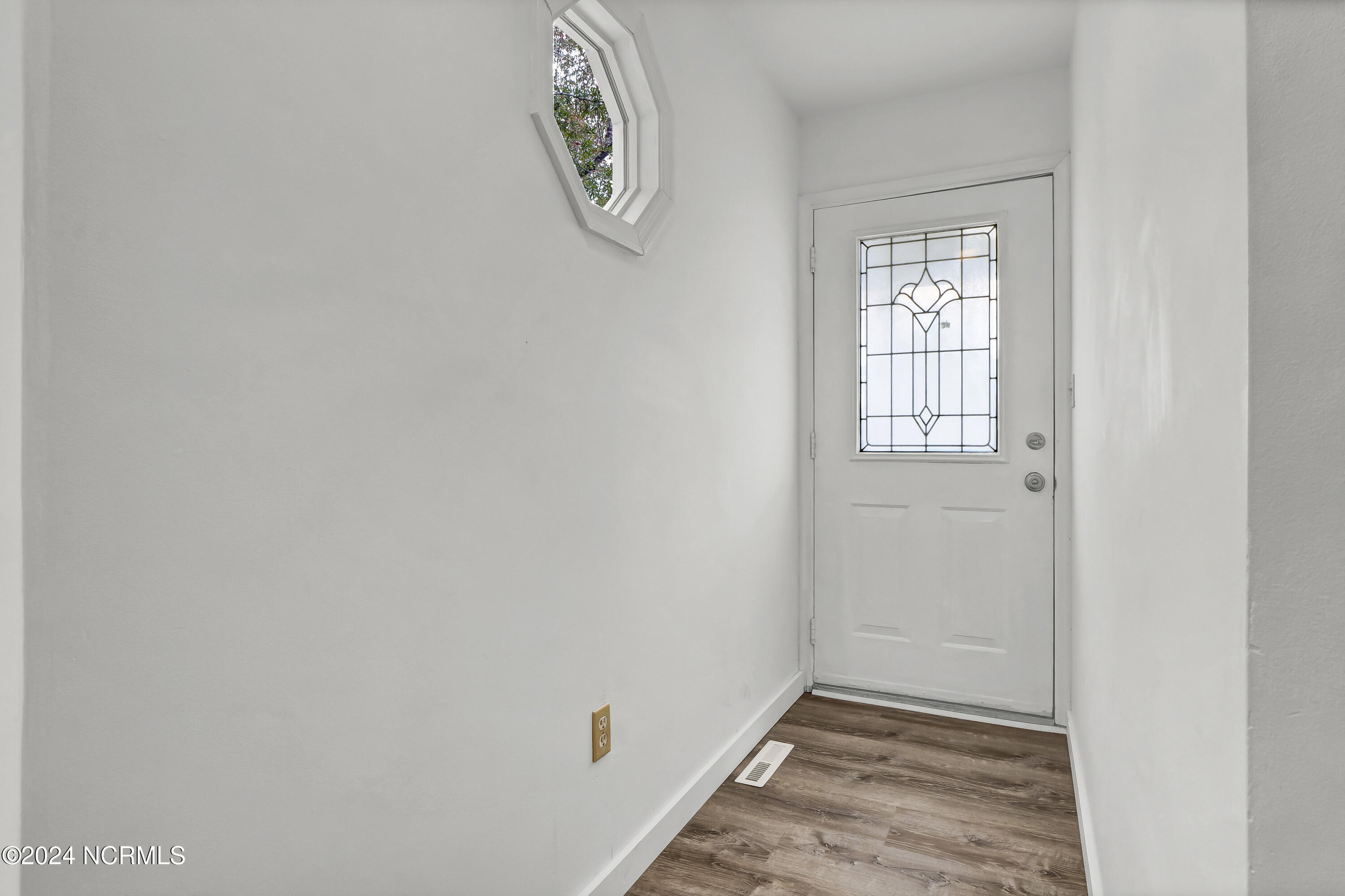 38 Hillsdale Drive