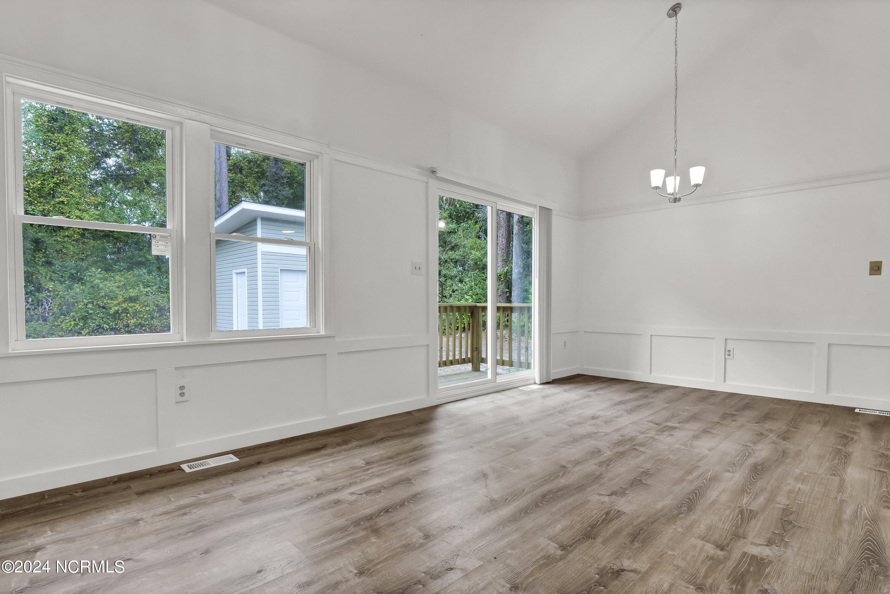 38 Hillsdale Drive