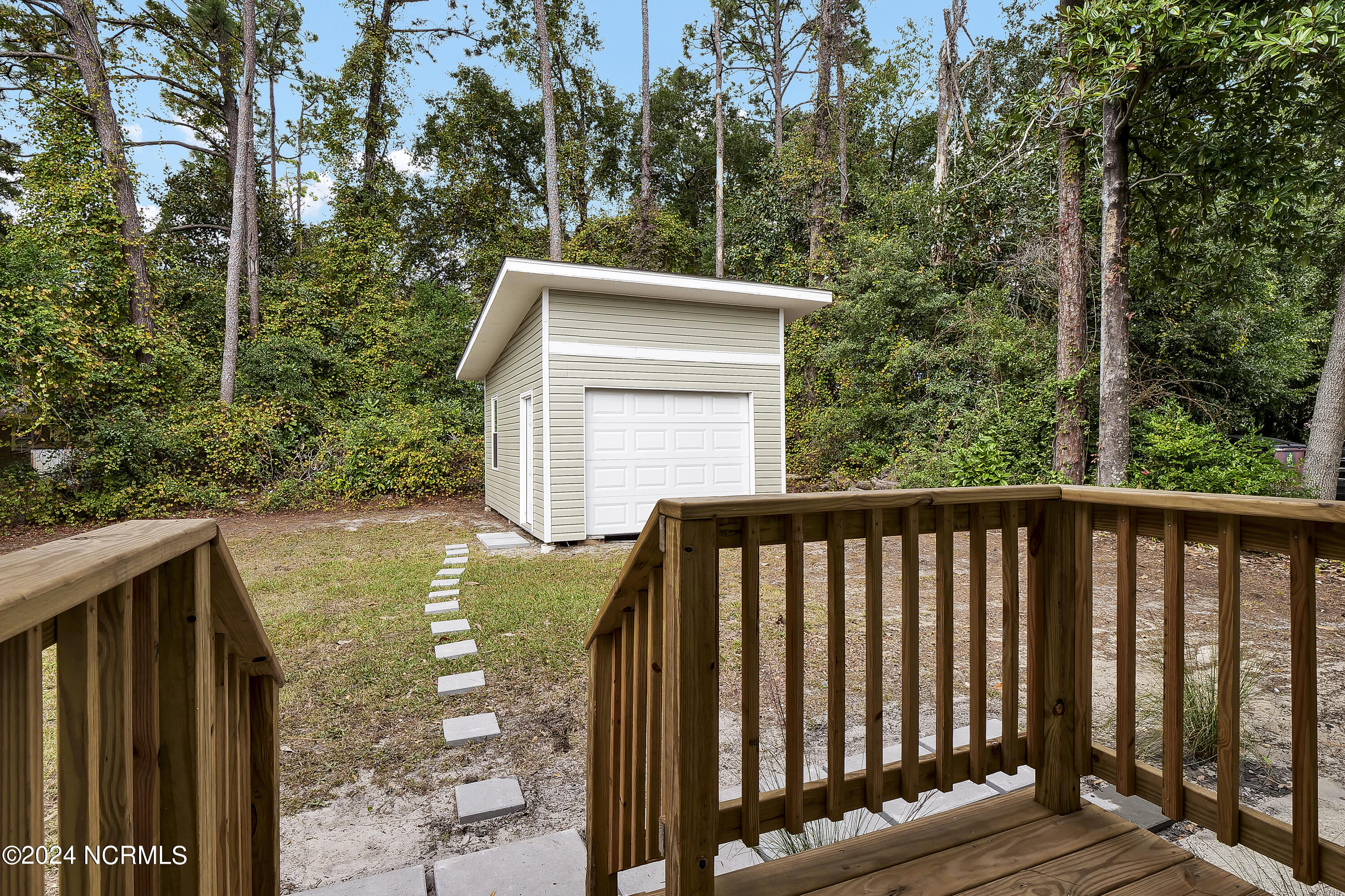38 Hillsdale Drive