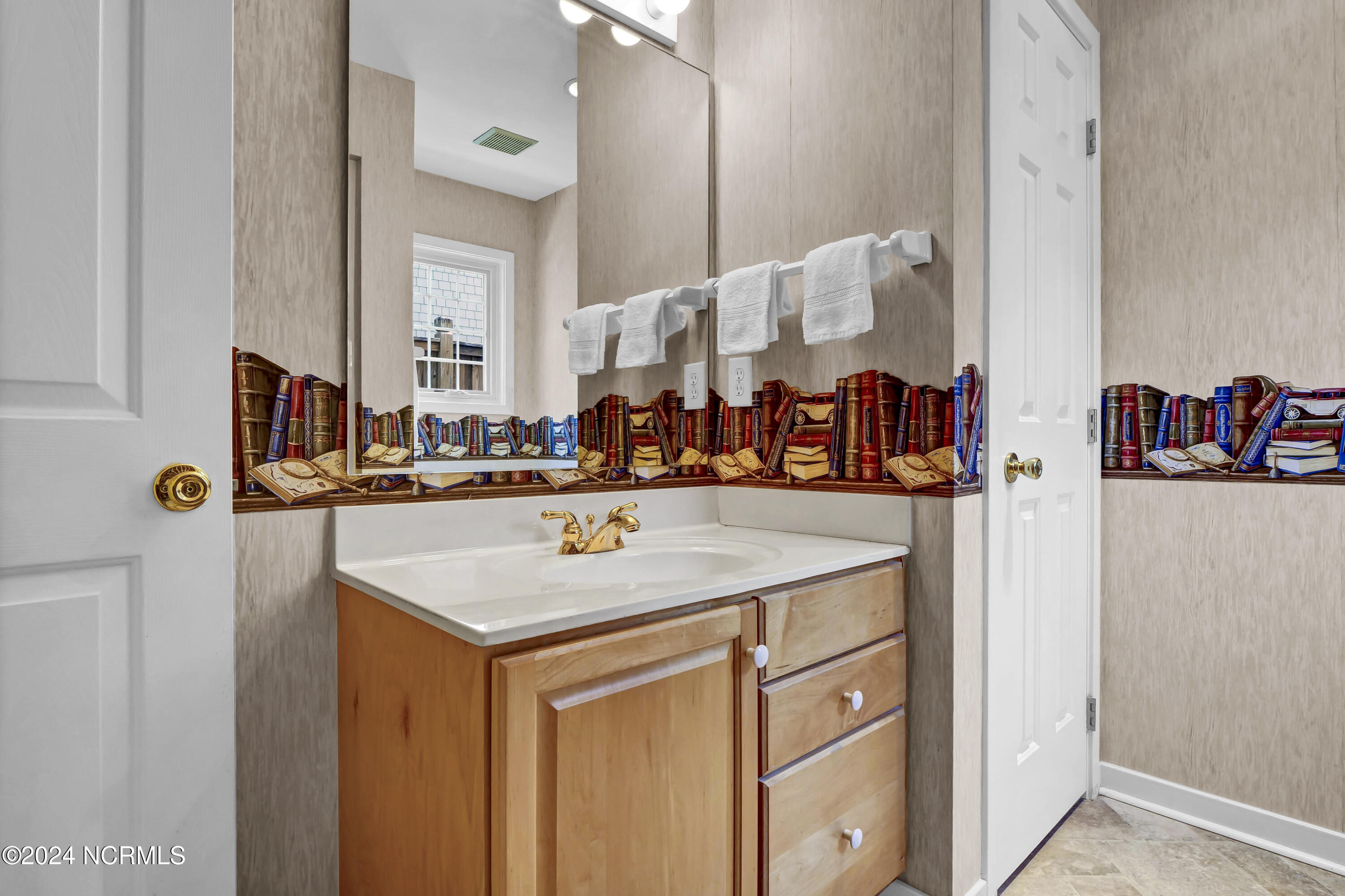 923 Royal Bonnet Drive
