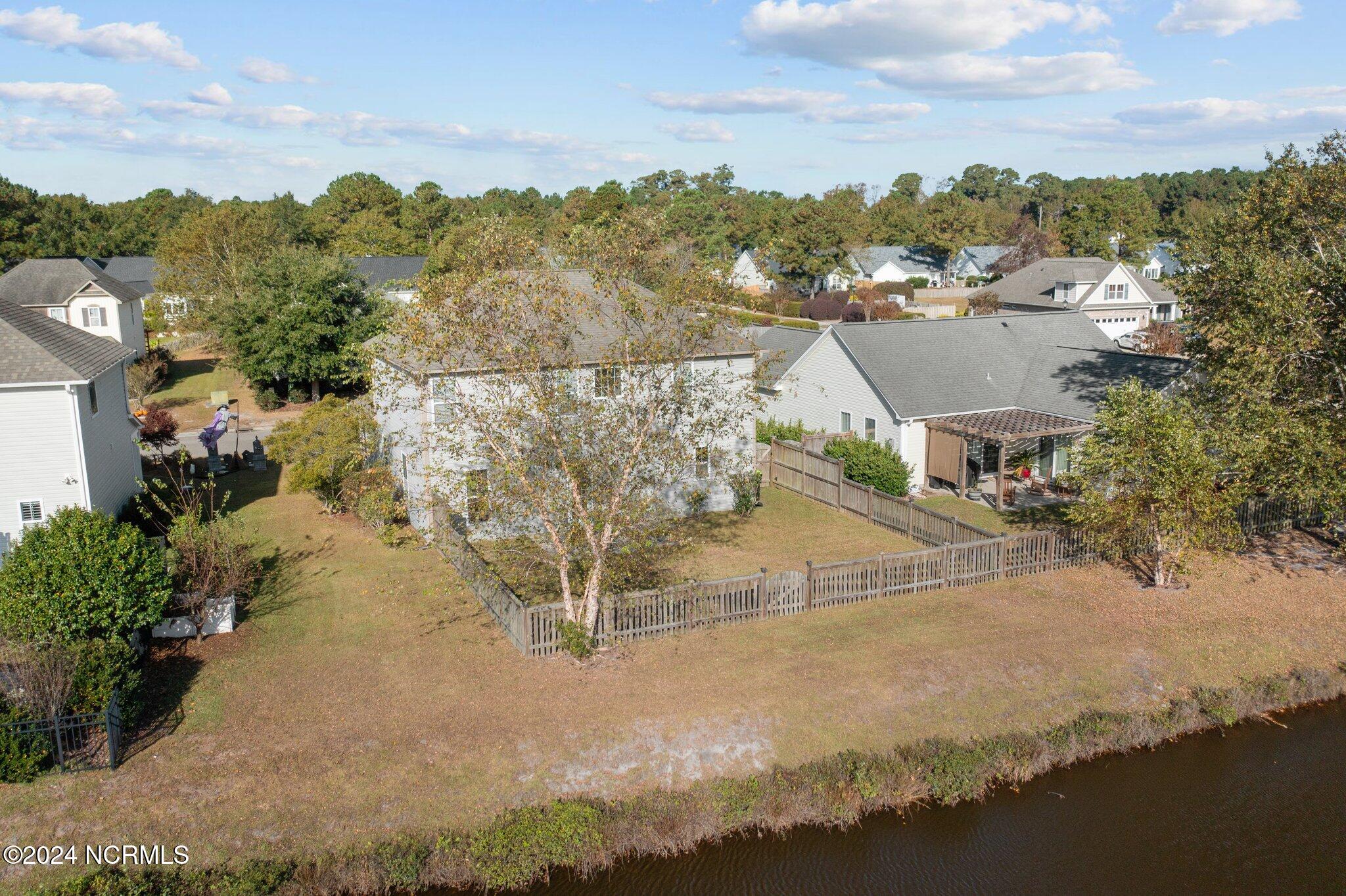 1136 Slater Way