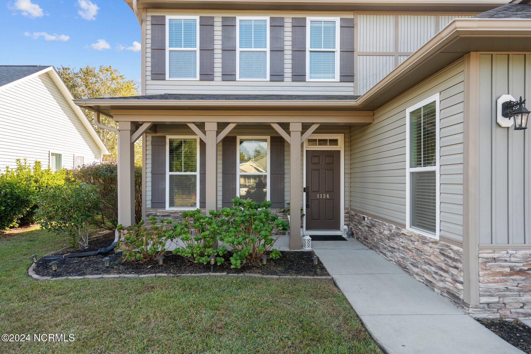 1136 Slater Way