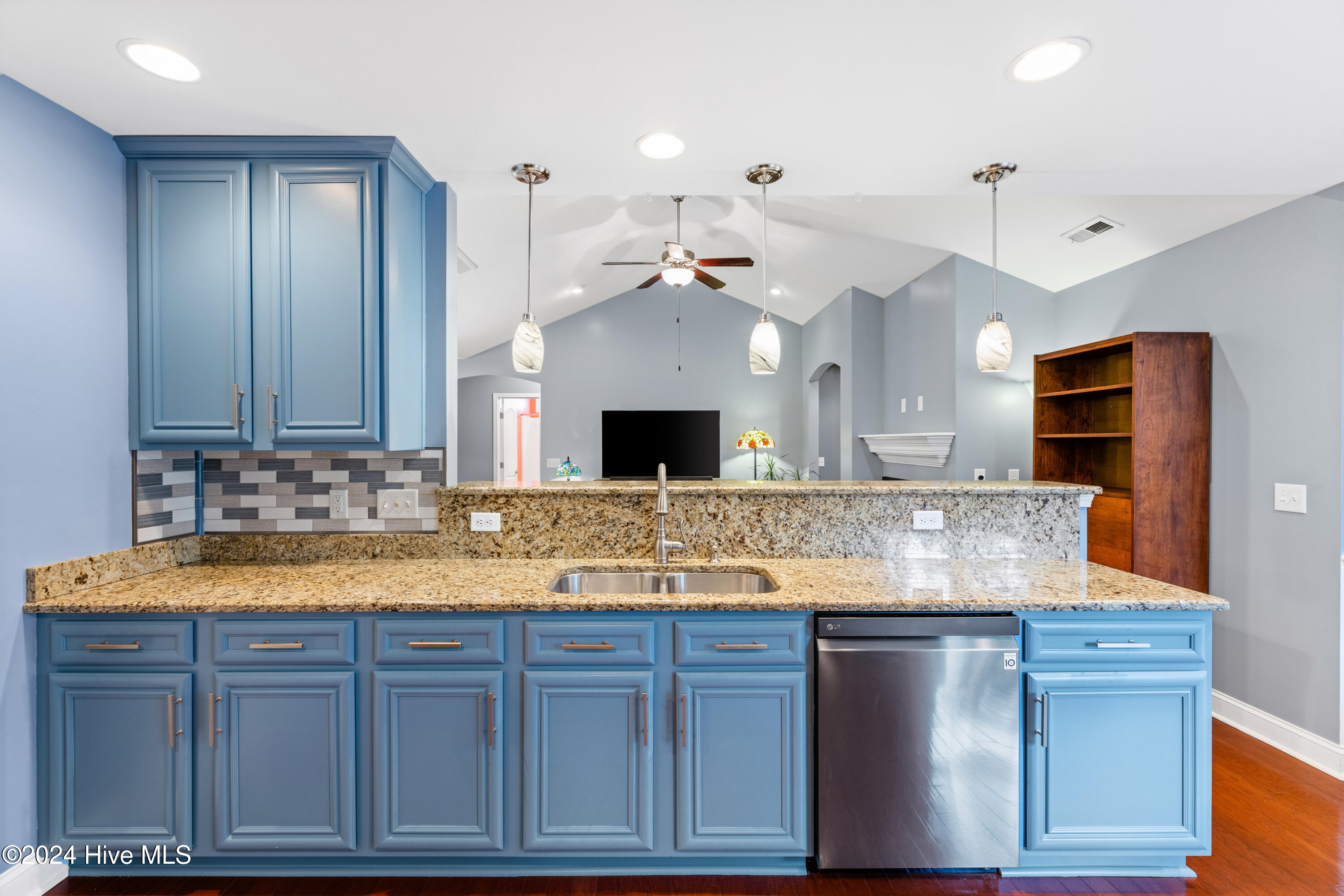 8543 Lanvale Forest Drive