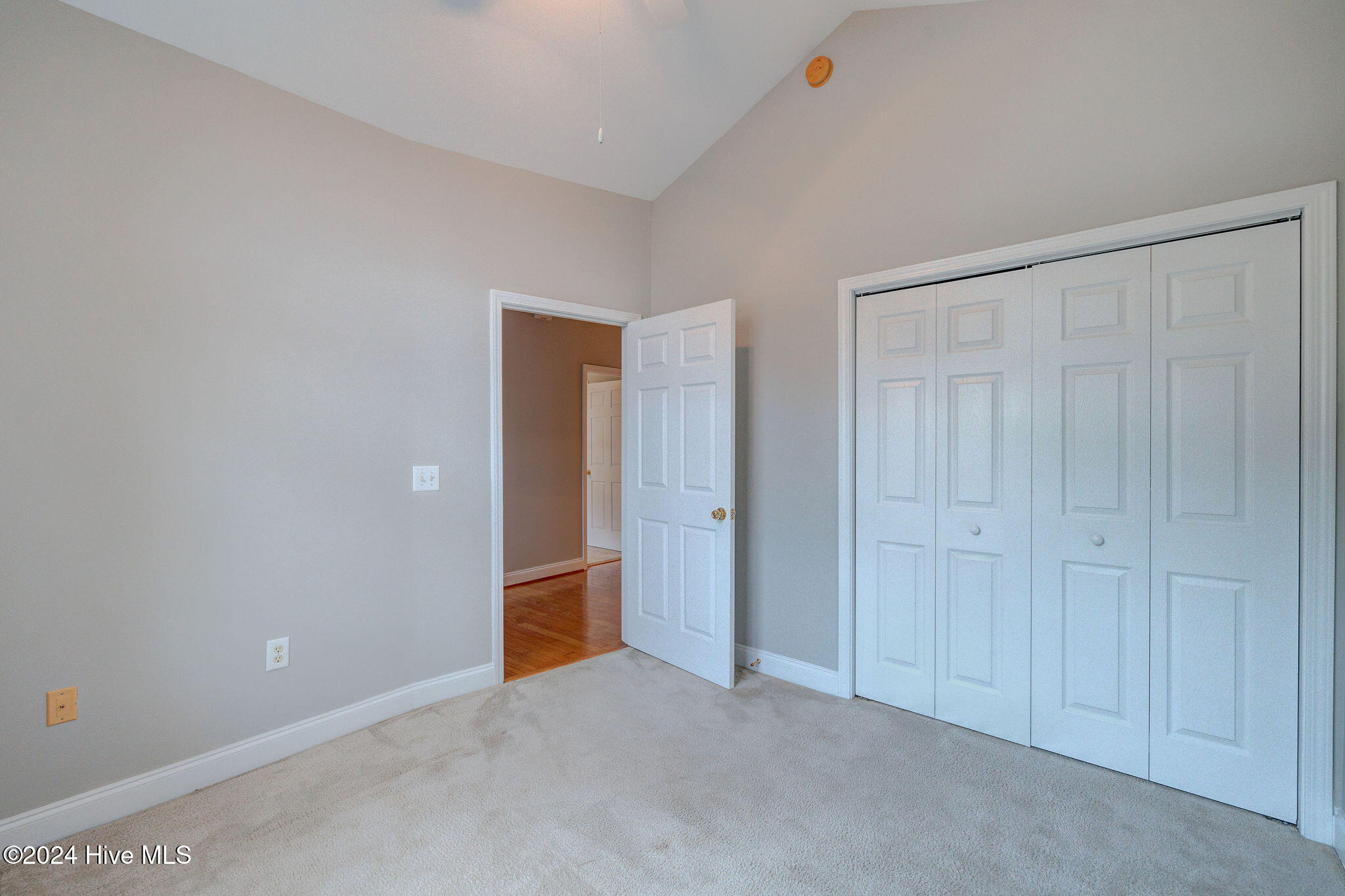 1602 Honeybee Lane
