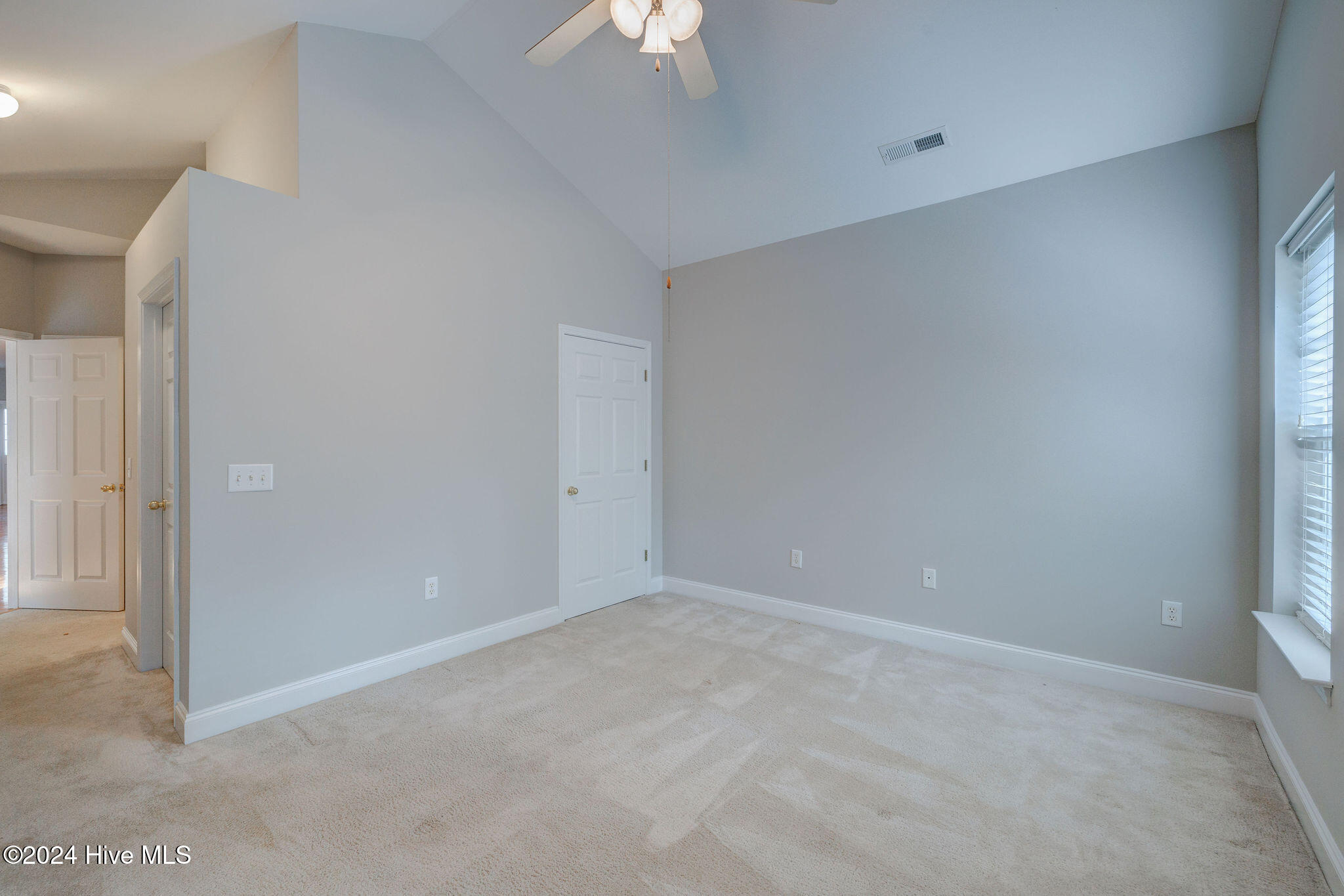 1602 Honeybee Lane
