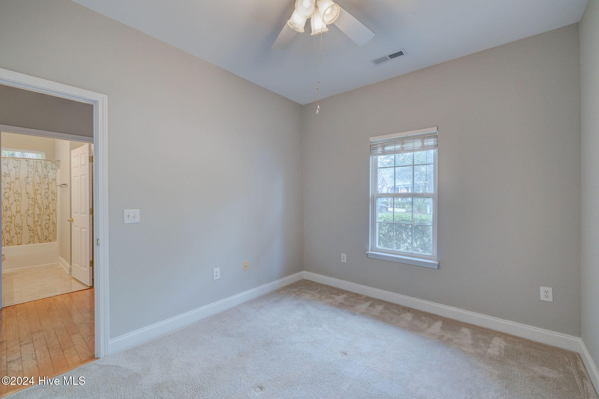 1602 Honeybee Lane