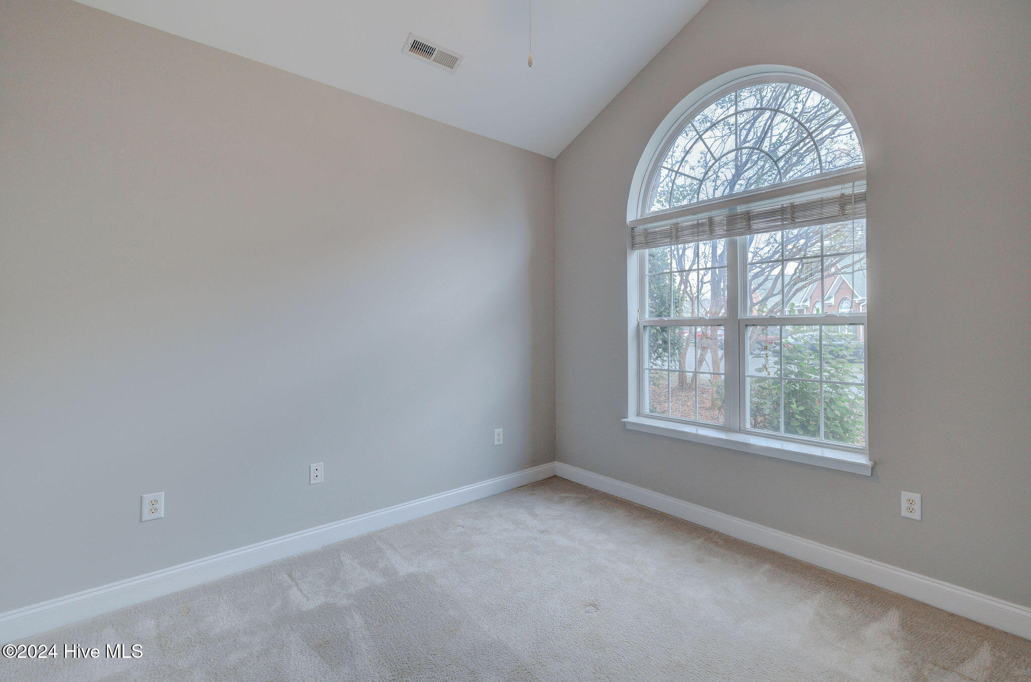 1602 Honeybee Lane