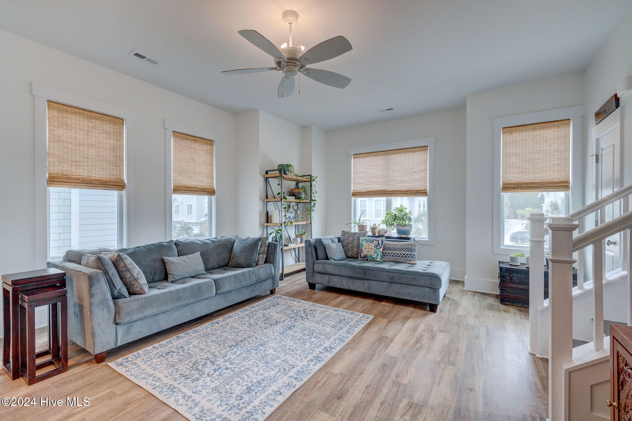 4022 Tamarisk Lane