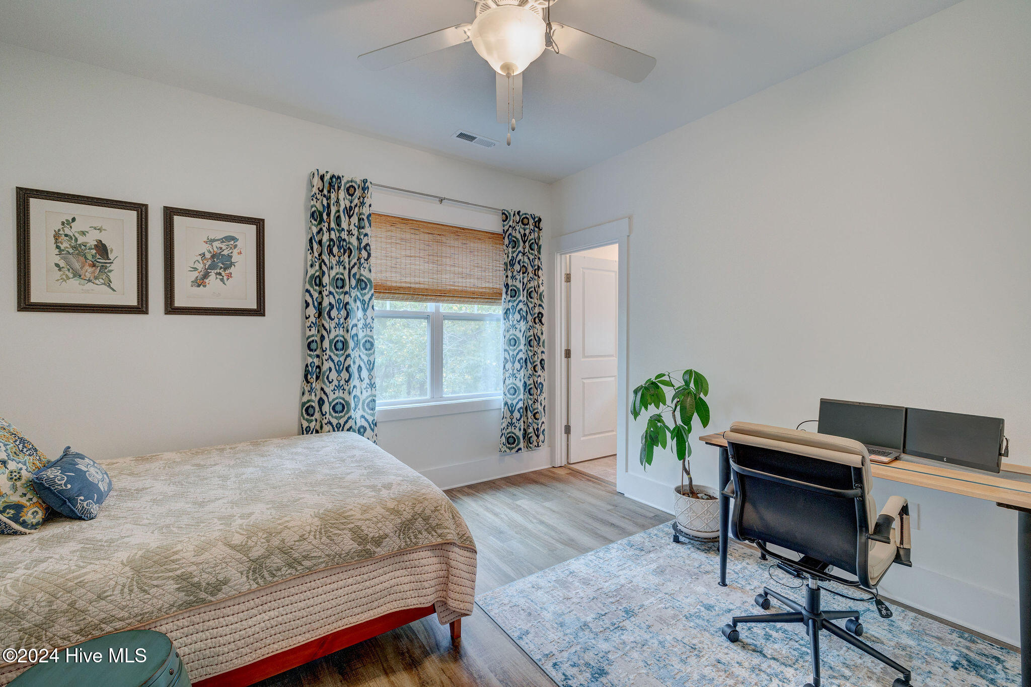 4022 Tamarisk Lane