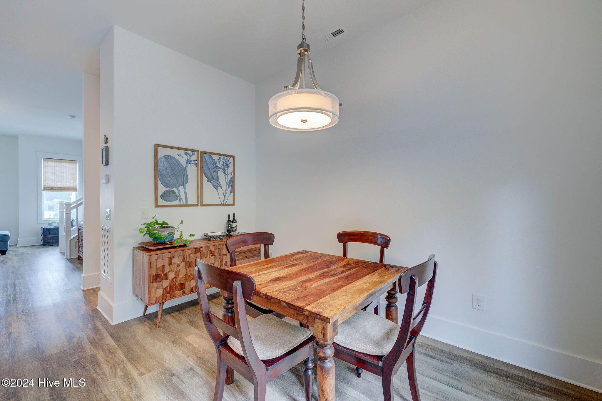 4022 Tamarisk Lane