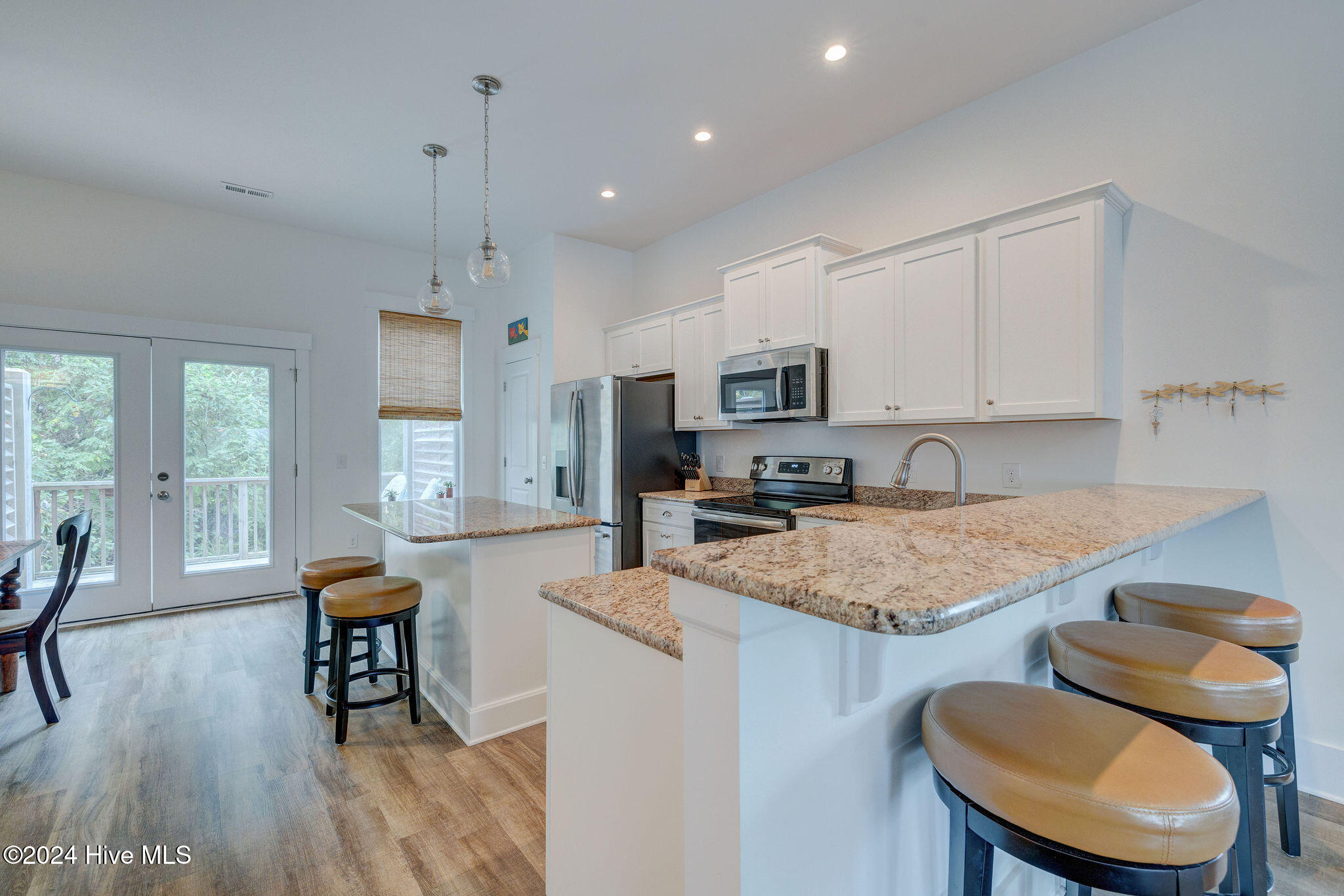 4022 Tamarisk Lane