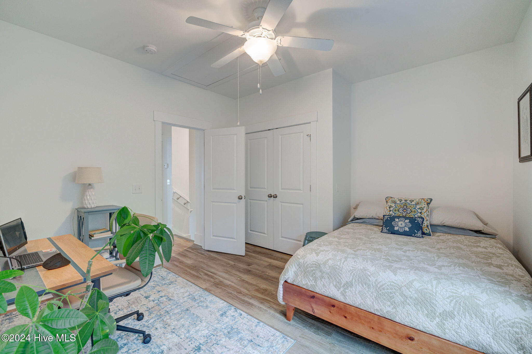 4022 Tamarisk Lane