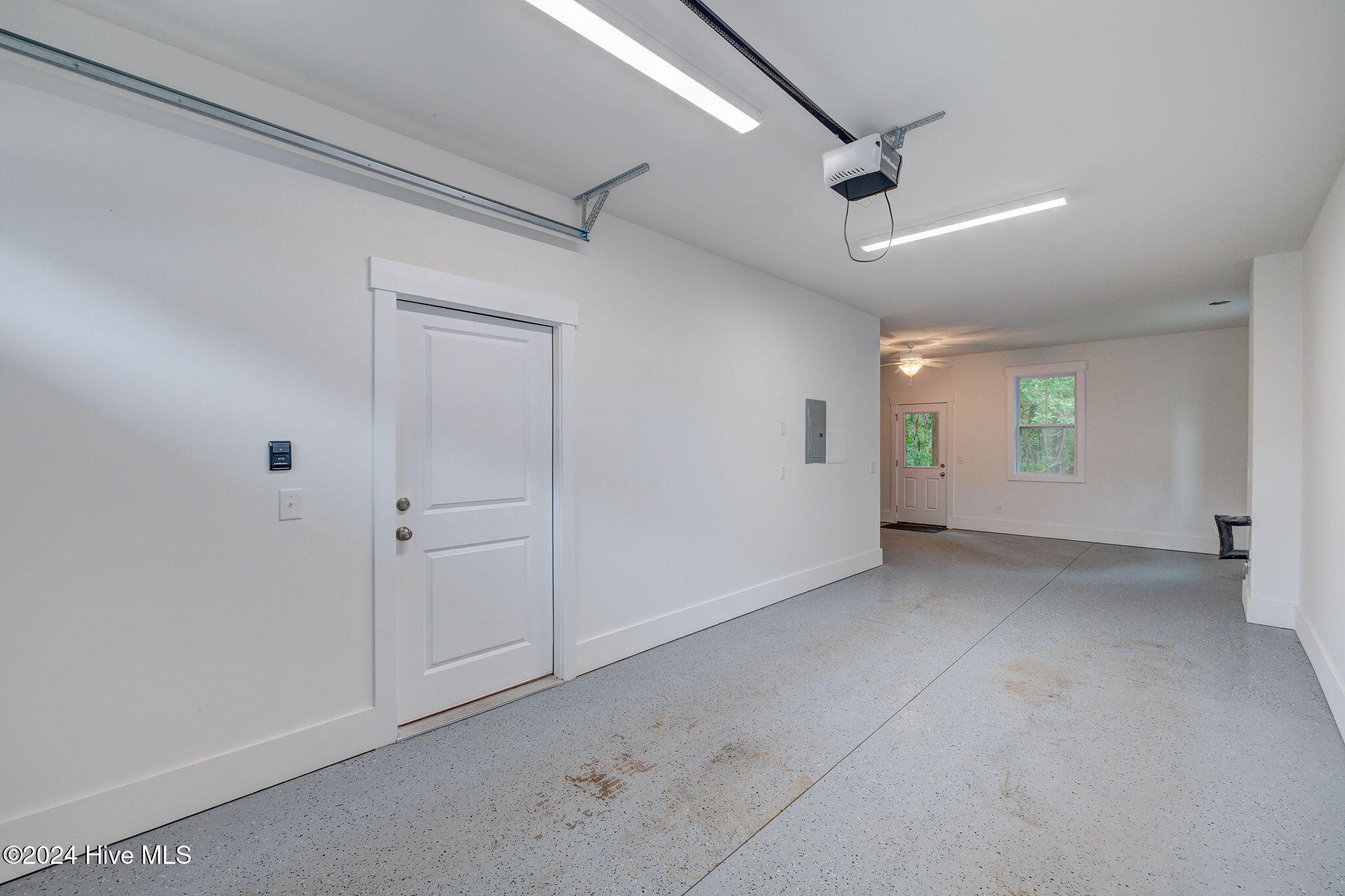 4022 Tamarisk Lane