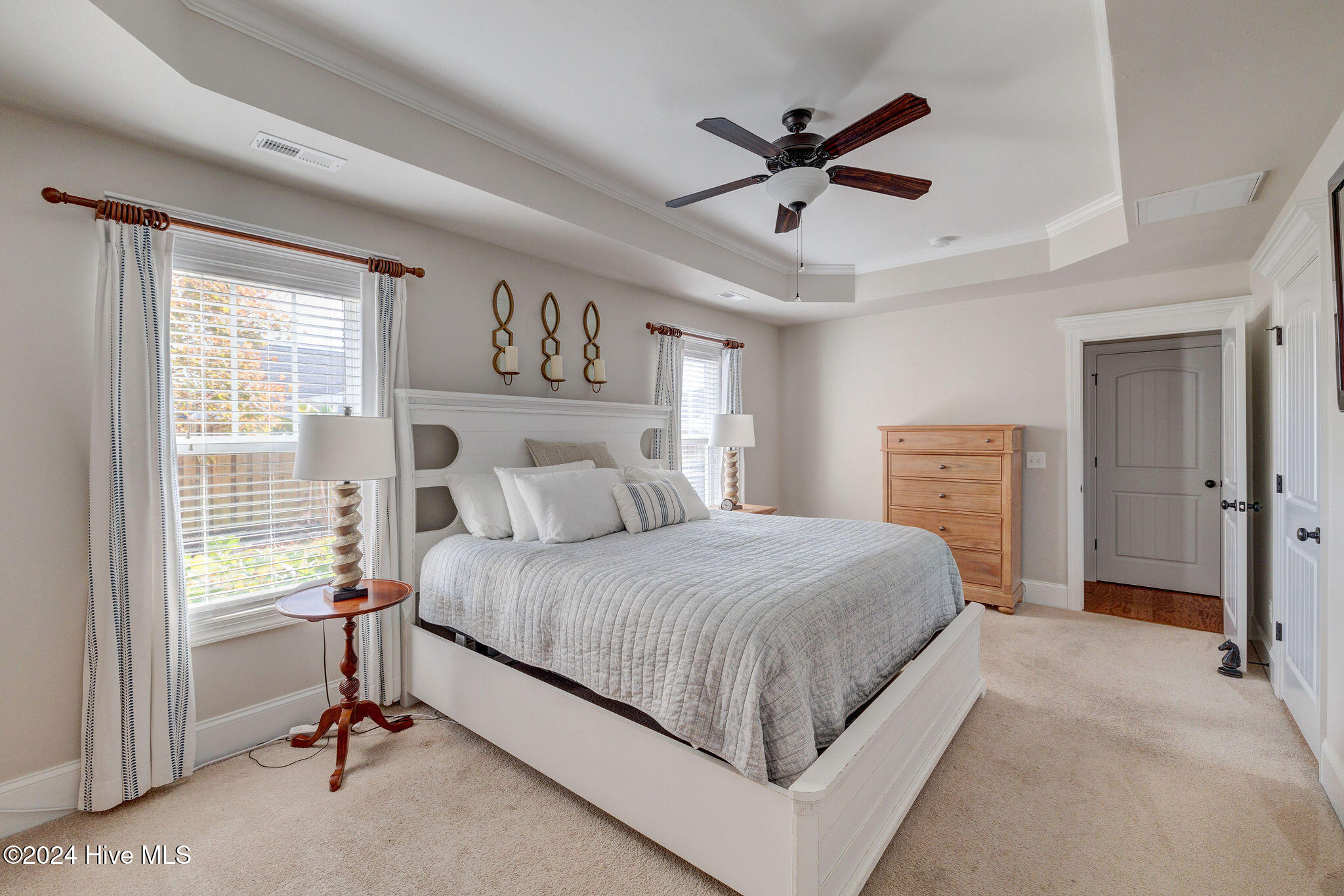 2130 Maple Leaf Drive