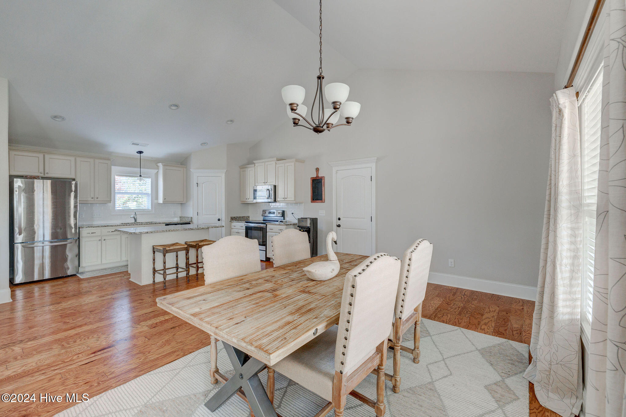 2130 Maple Leaf Drive