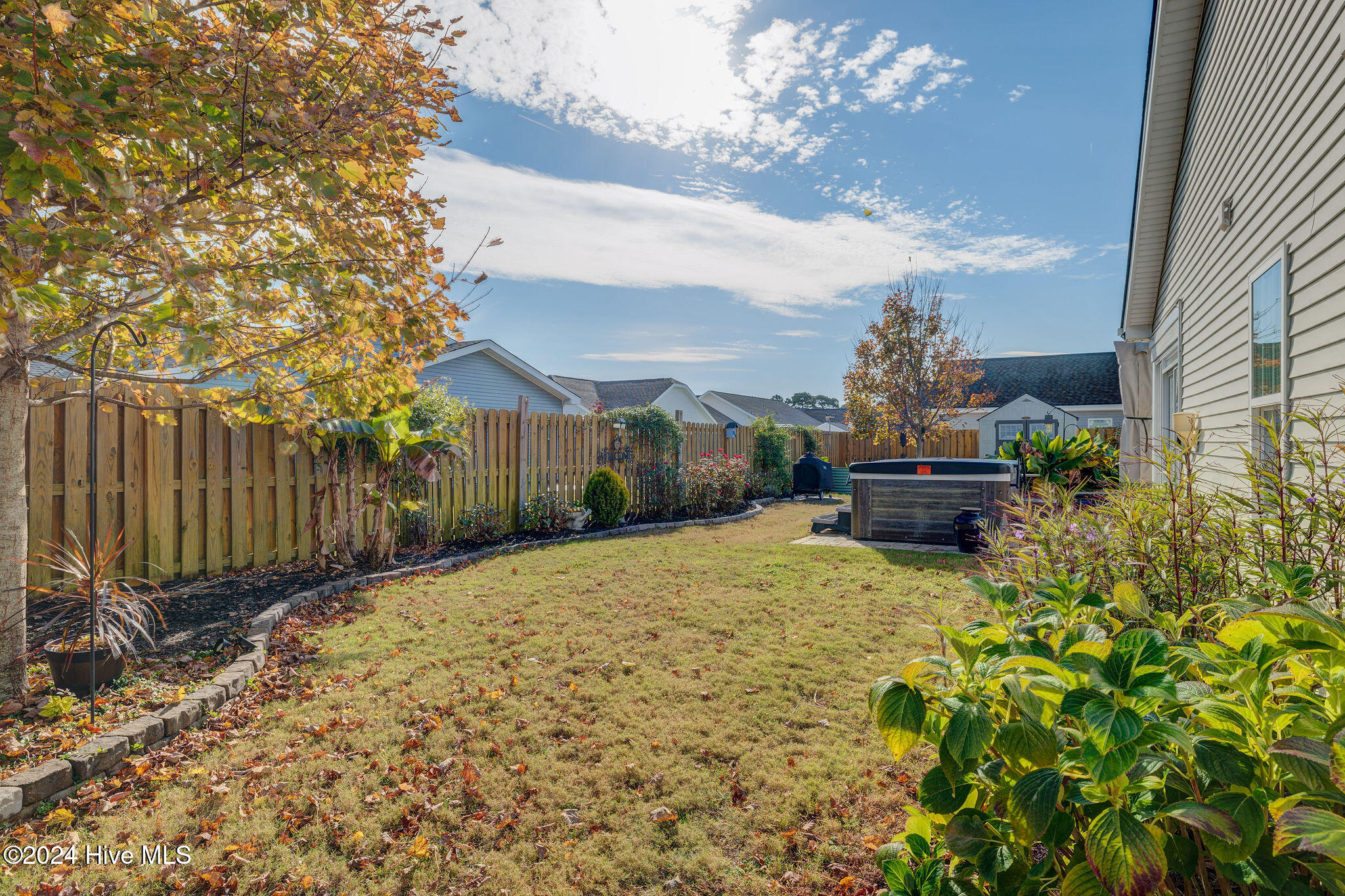 2130 Maple Leaf Drive