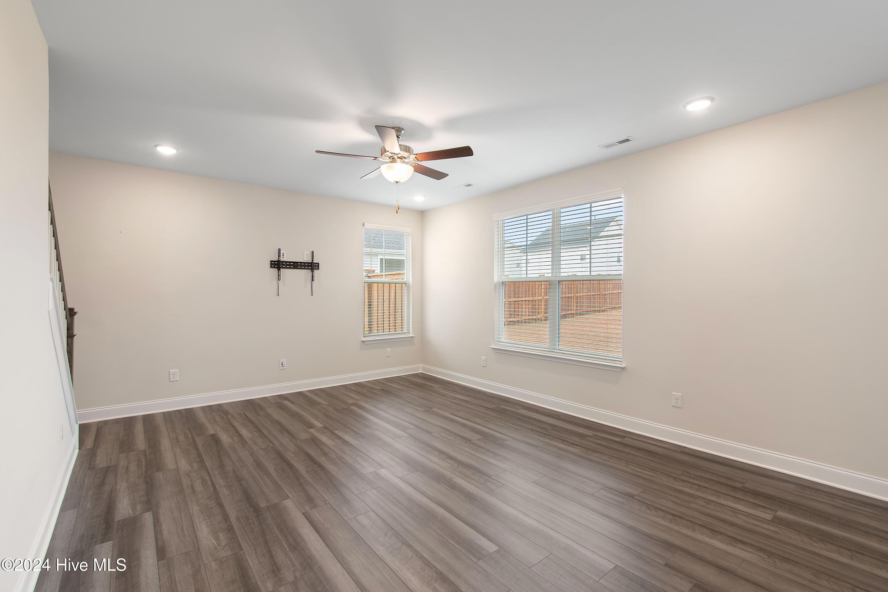 2613 Longleaf Pine Circle