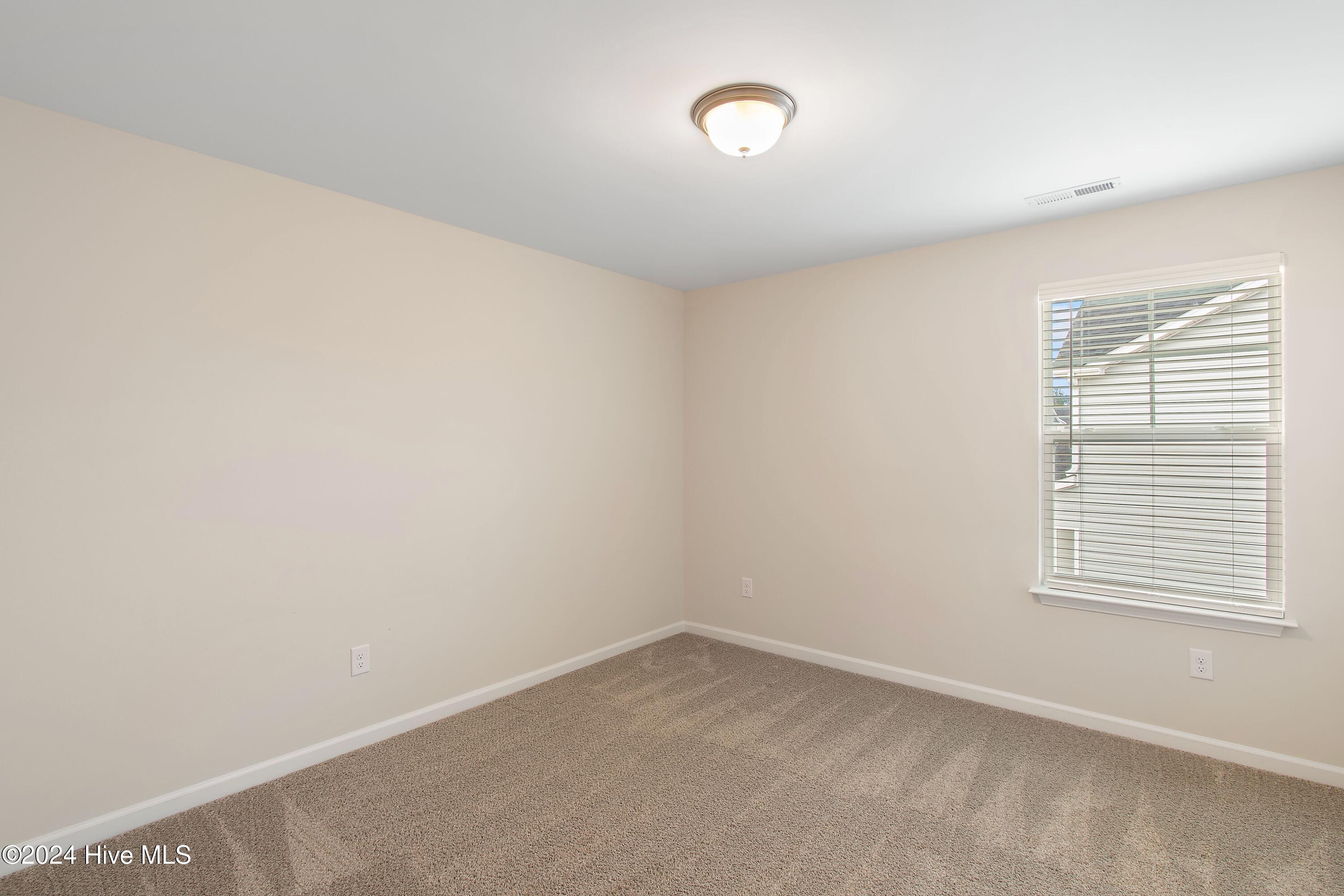 2613 Longleaf Pine Circle