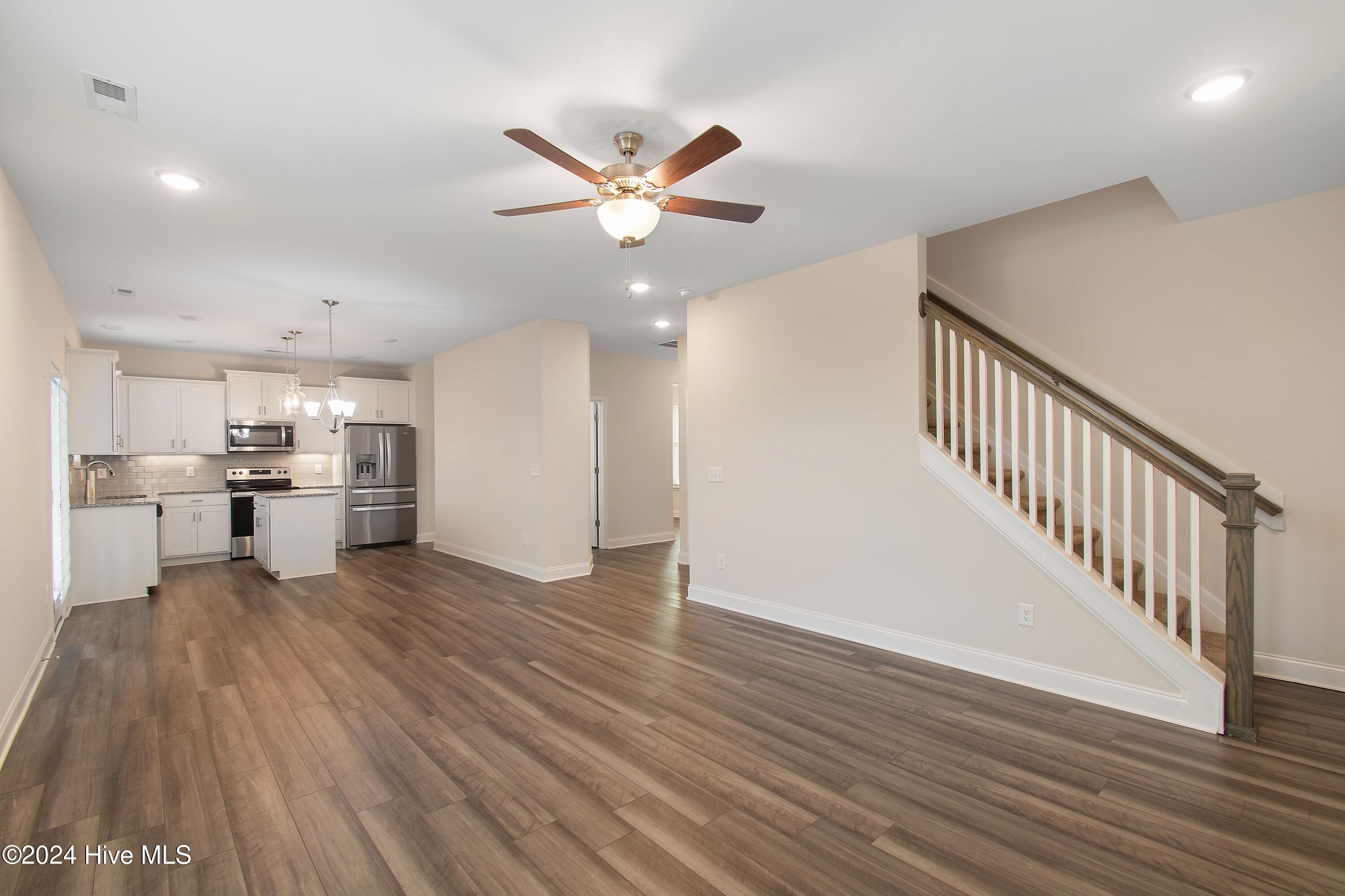 2613 Longleaf Pine Circle