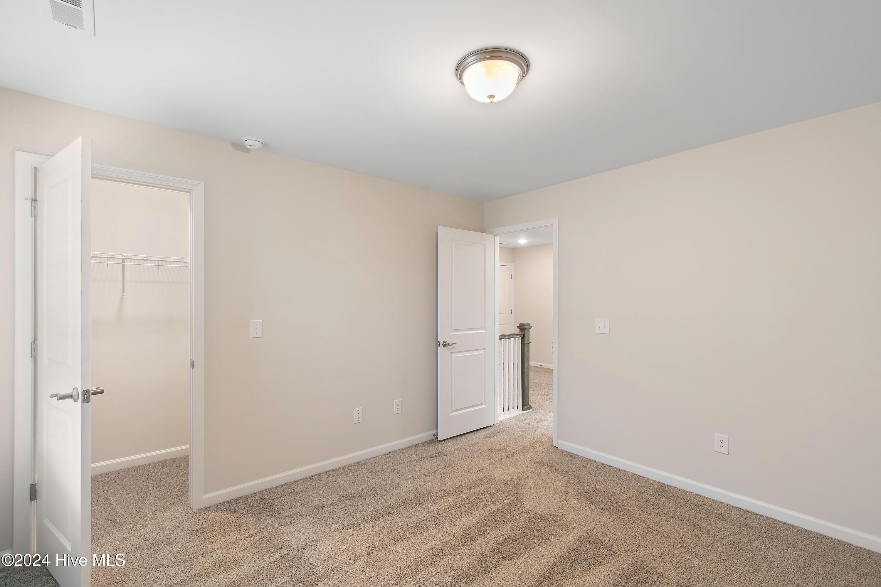 2613 Longleaf Pine Circle