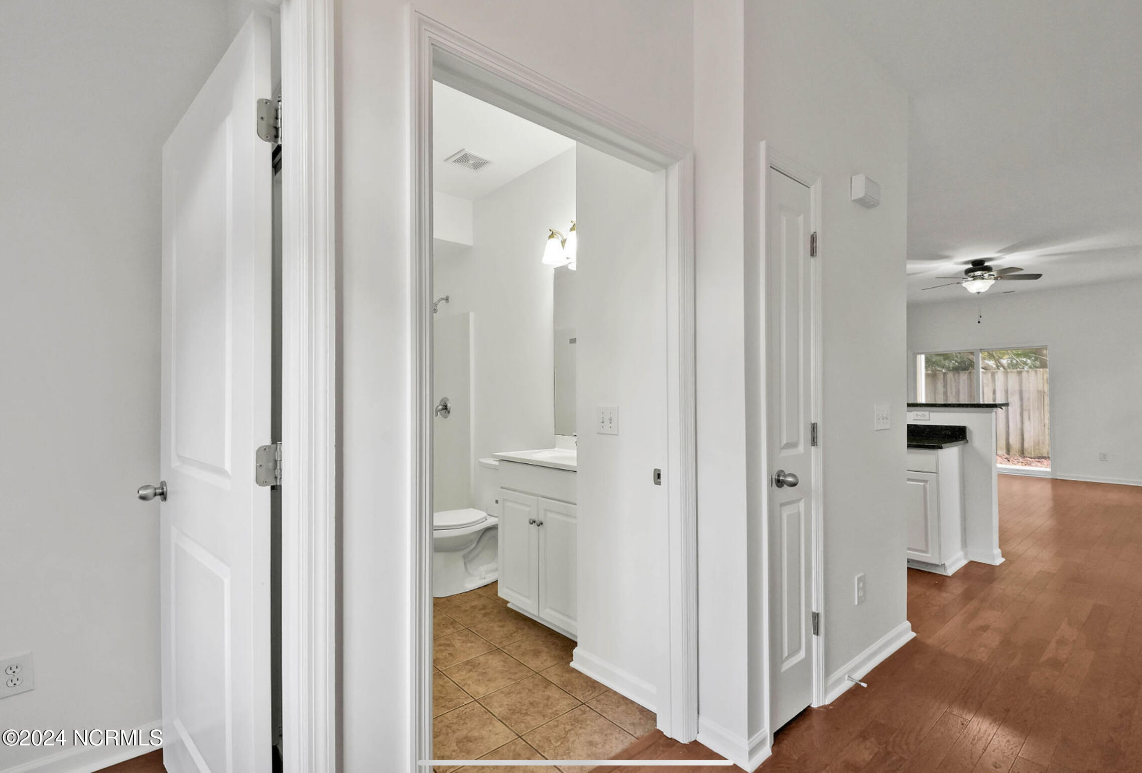 5627 Moss Vine Place