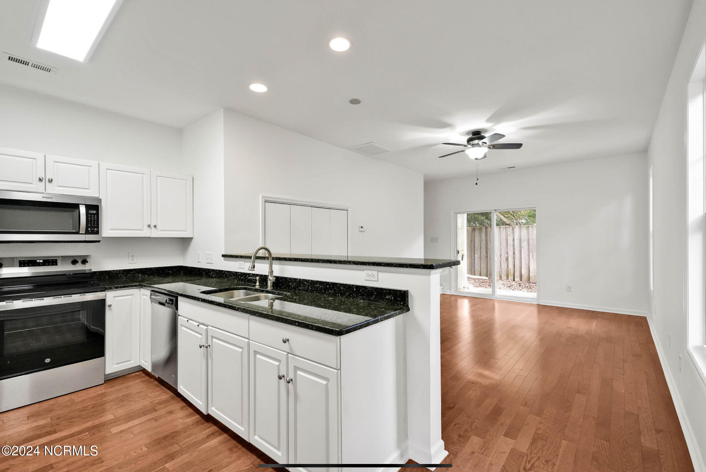 5627 Moss Vine Place