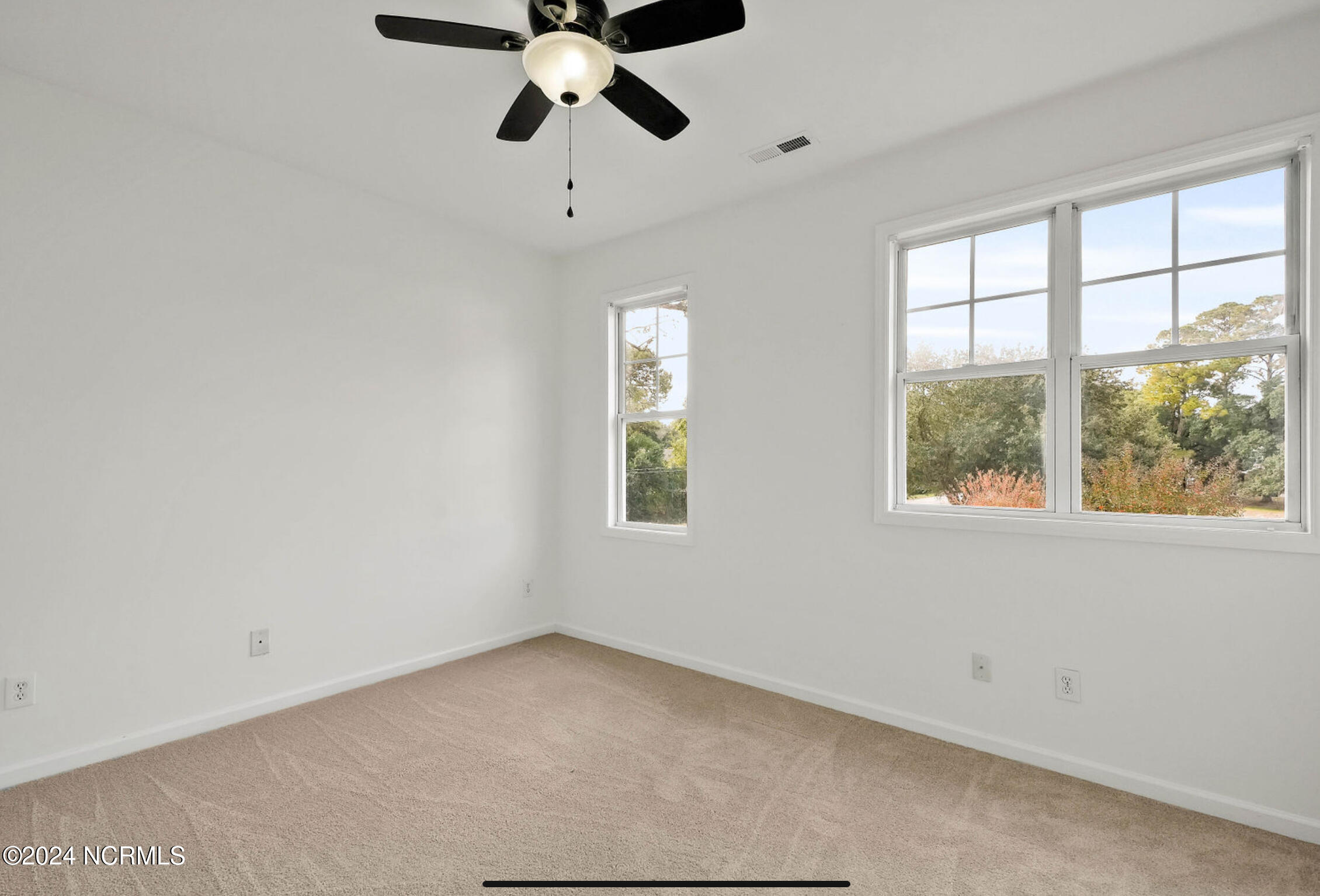 5627 Moss Vine Place