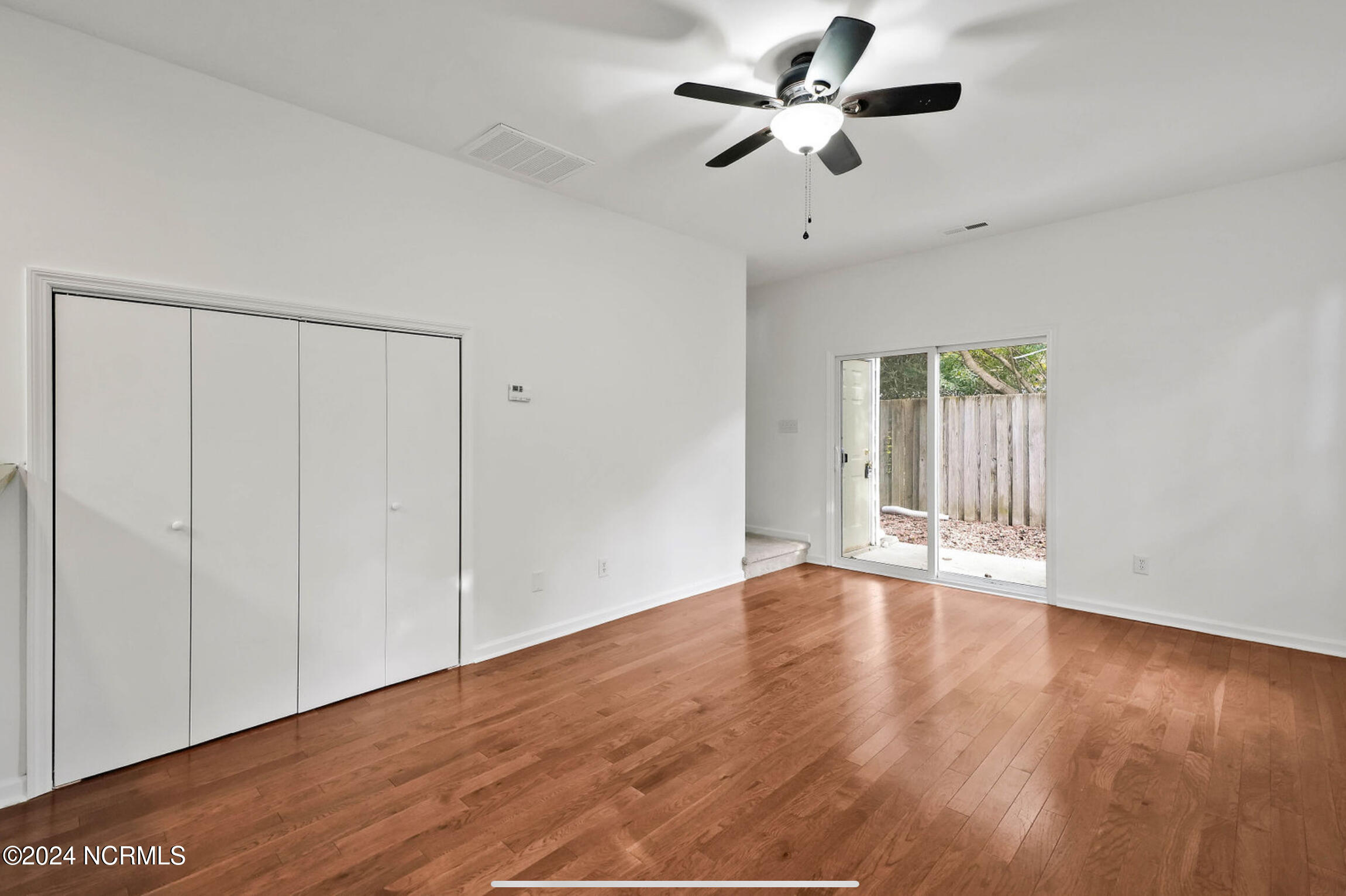 5627 Moss Vine Place