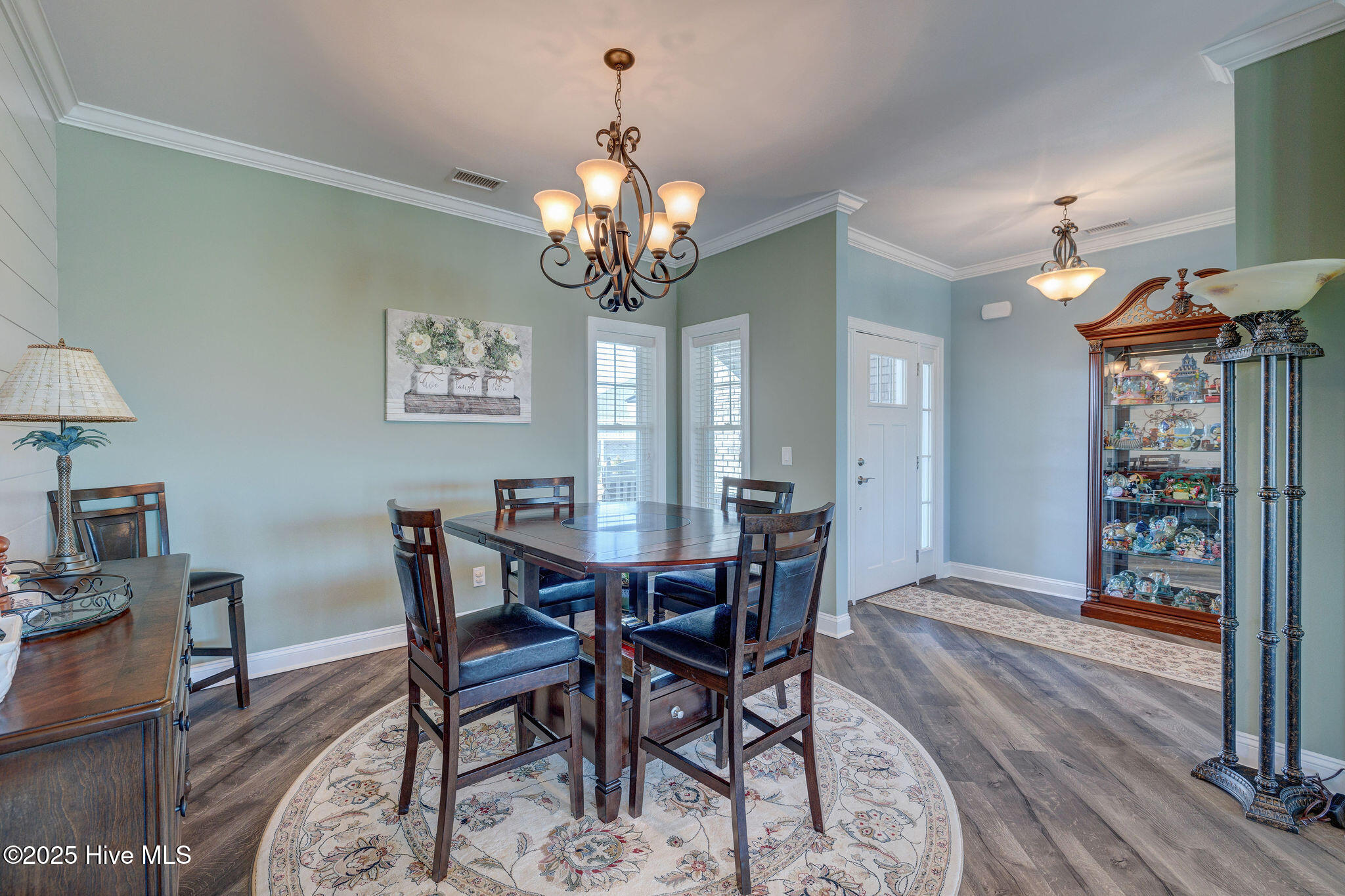 1304 Wingfield Court
