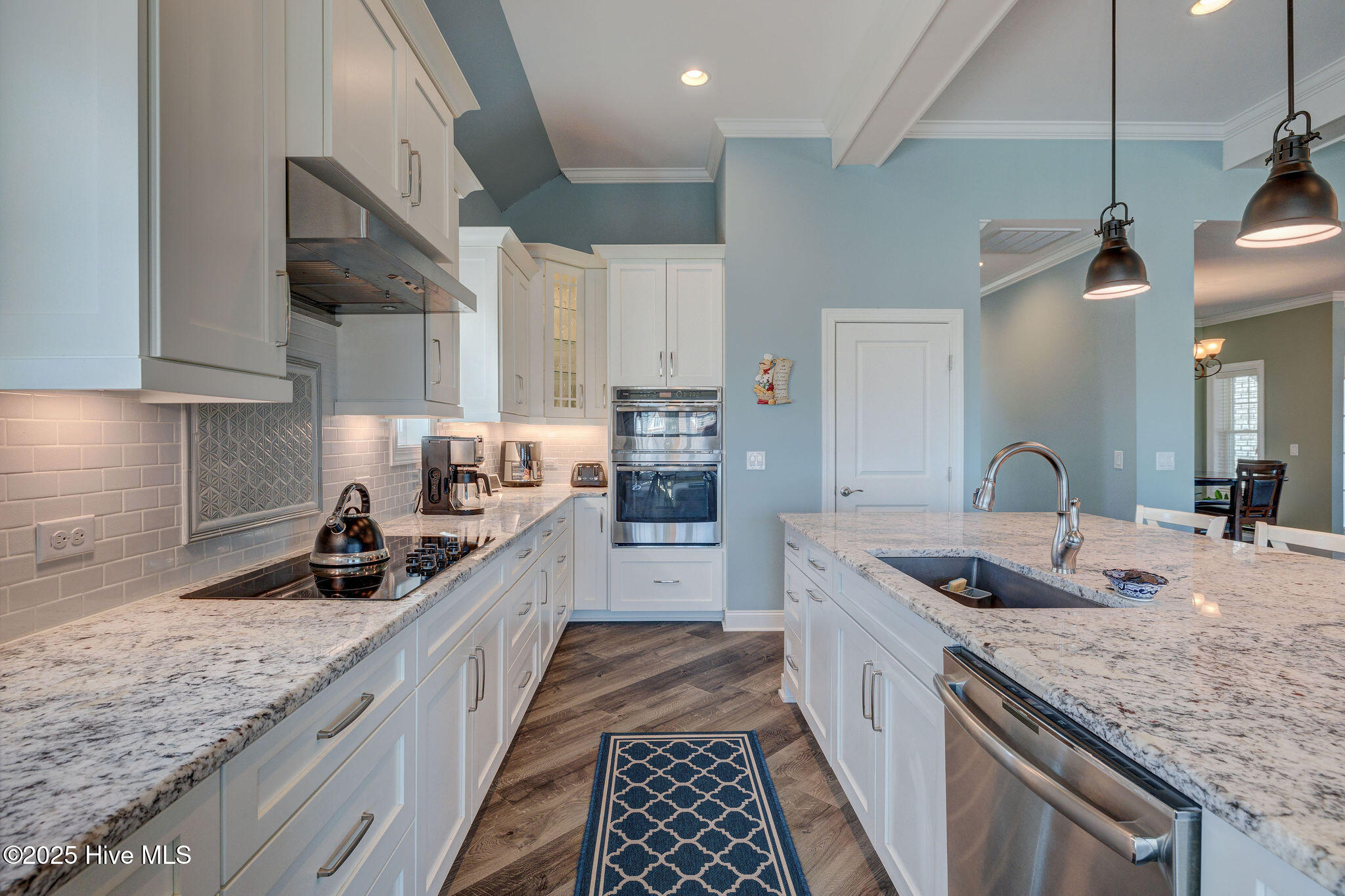 1304 Wingfield Court