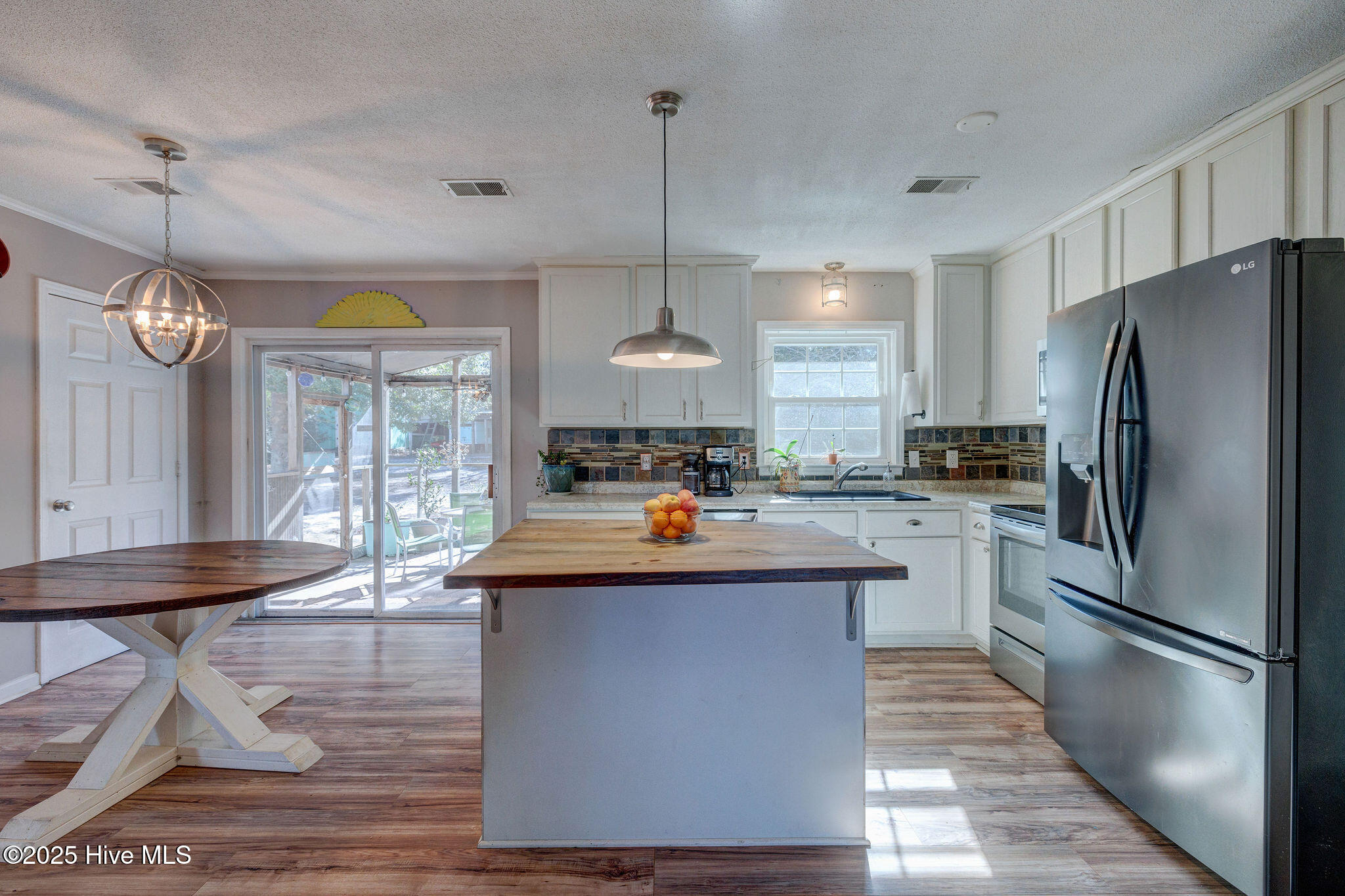 309 Ventura Drive